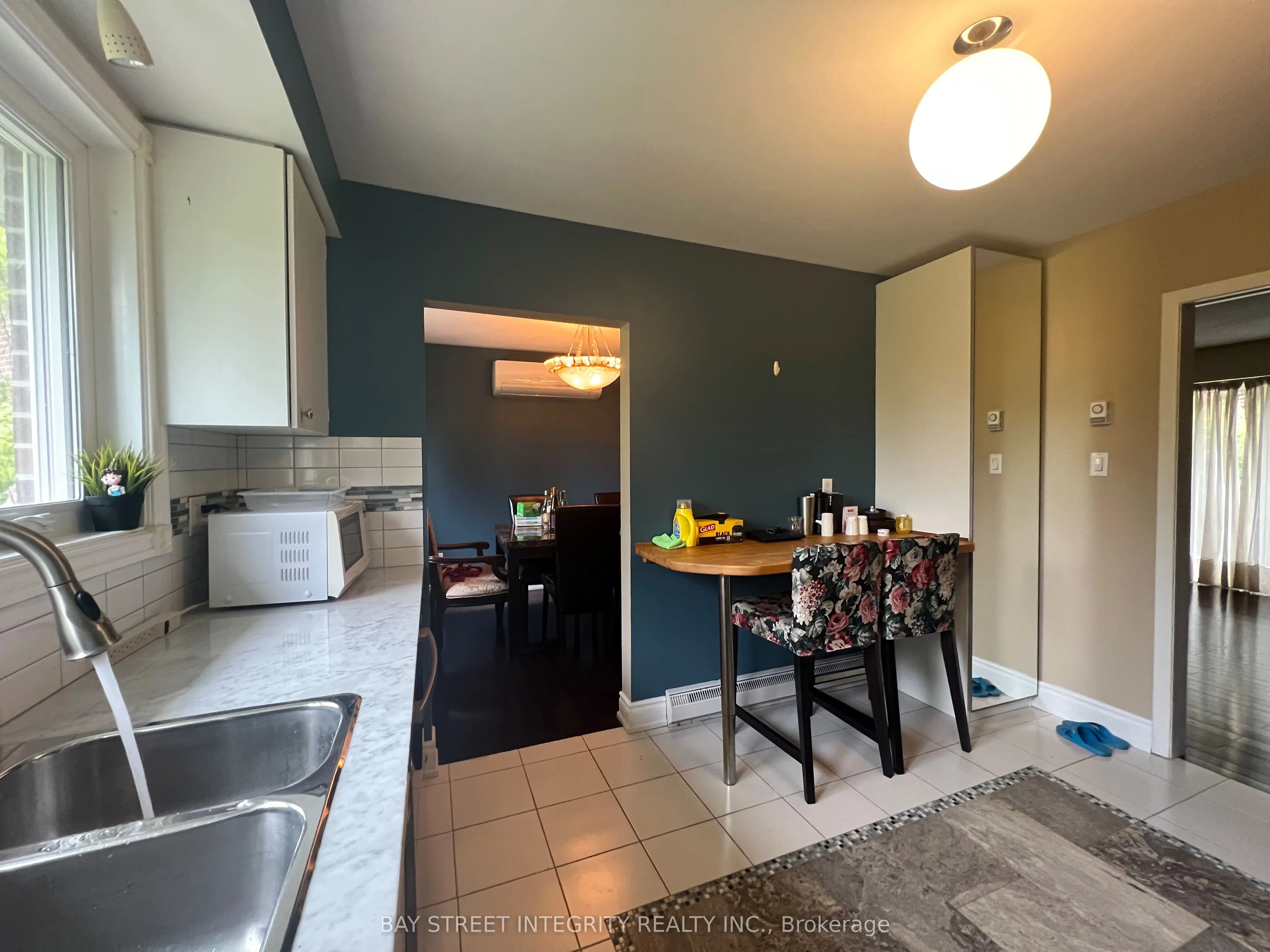 81 Crossbow Crescent