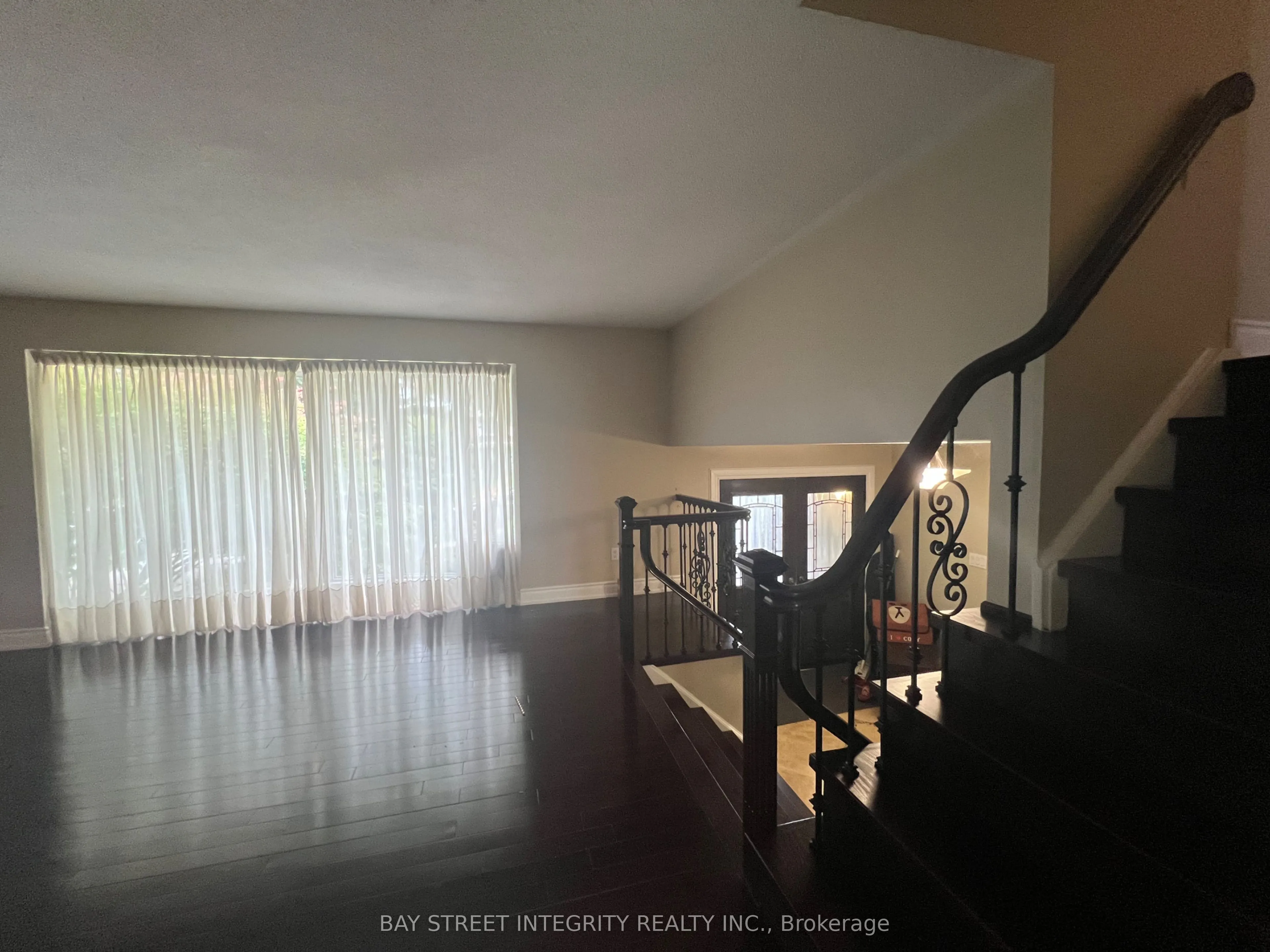 81 Crossbow Crescent
