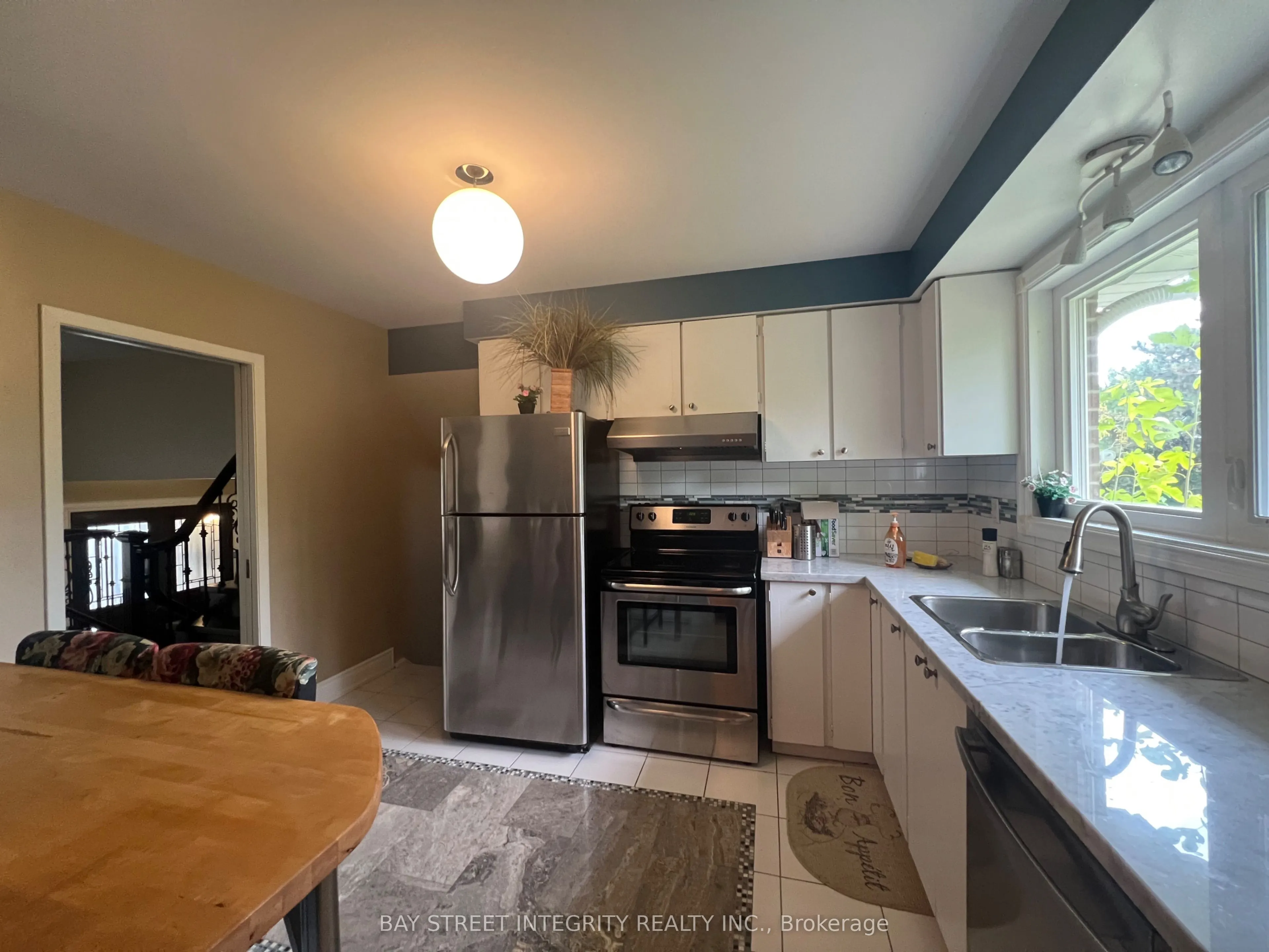 81 Crossbow Crescent