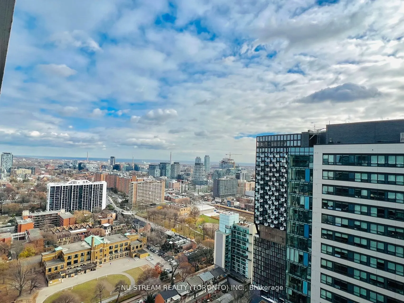 159 Dundas Street E, #2903