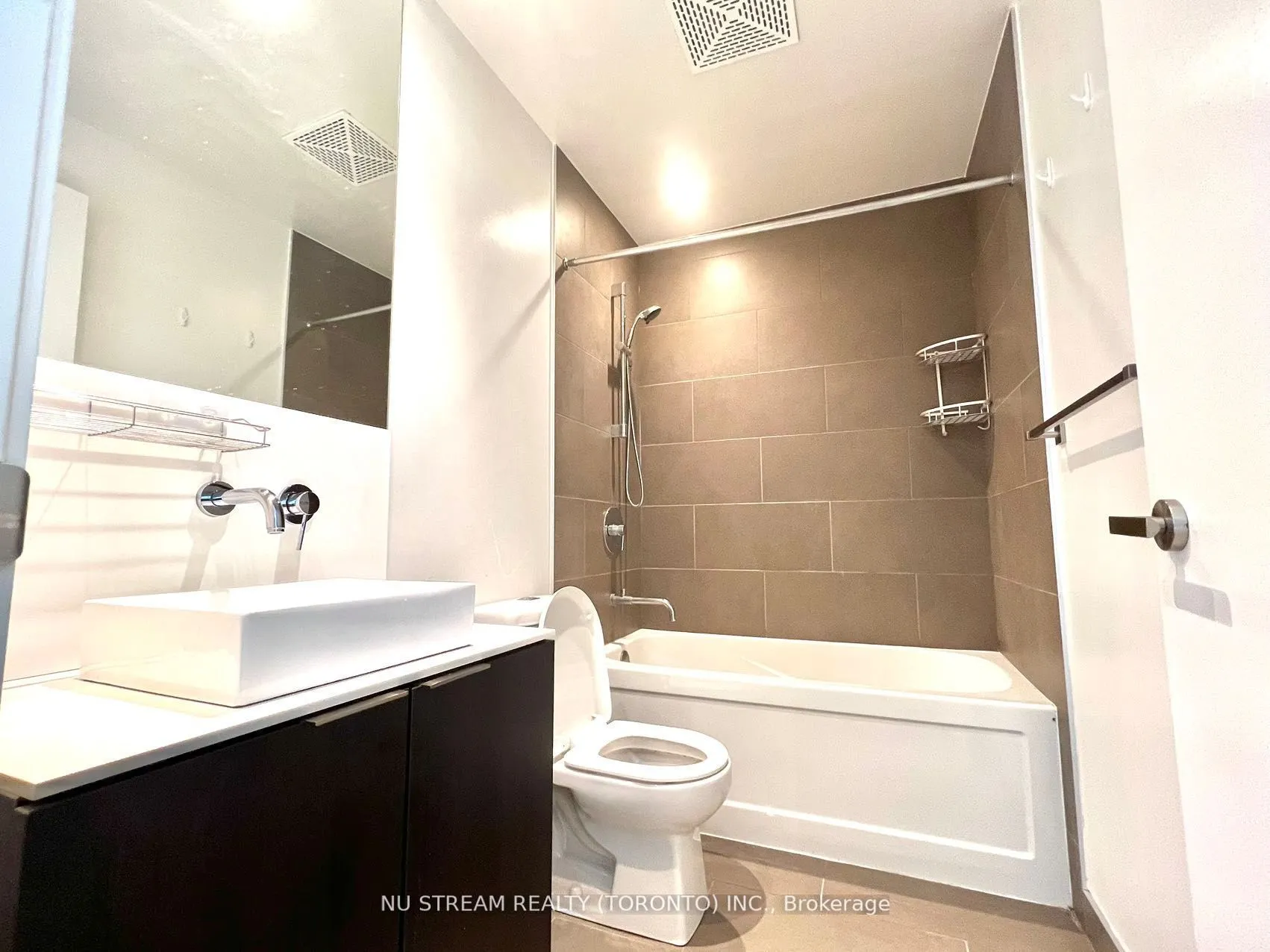 159 Dundas Street E, #2903