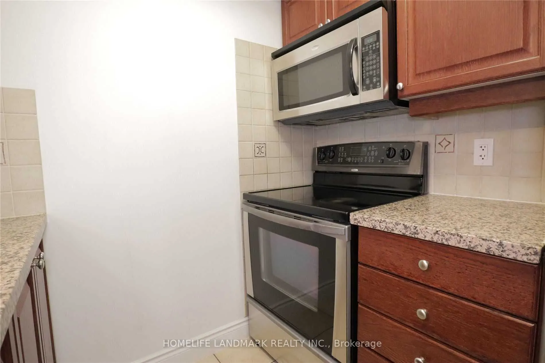 15 Greenview Avenue, #2814