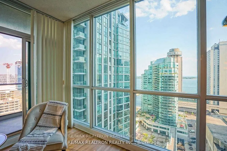 18 Harbour Street, #2108