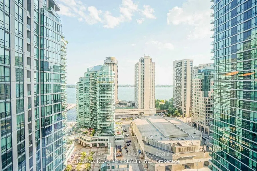 18 Harbour Street, #2108