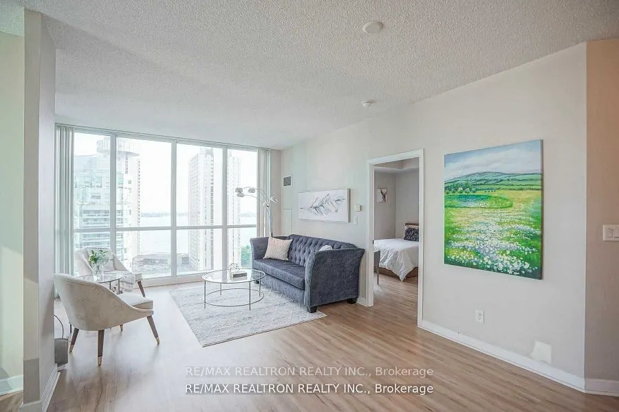 18 Harbour Street, #2108