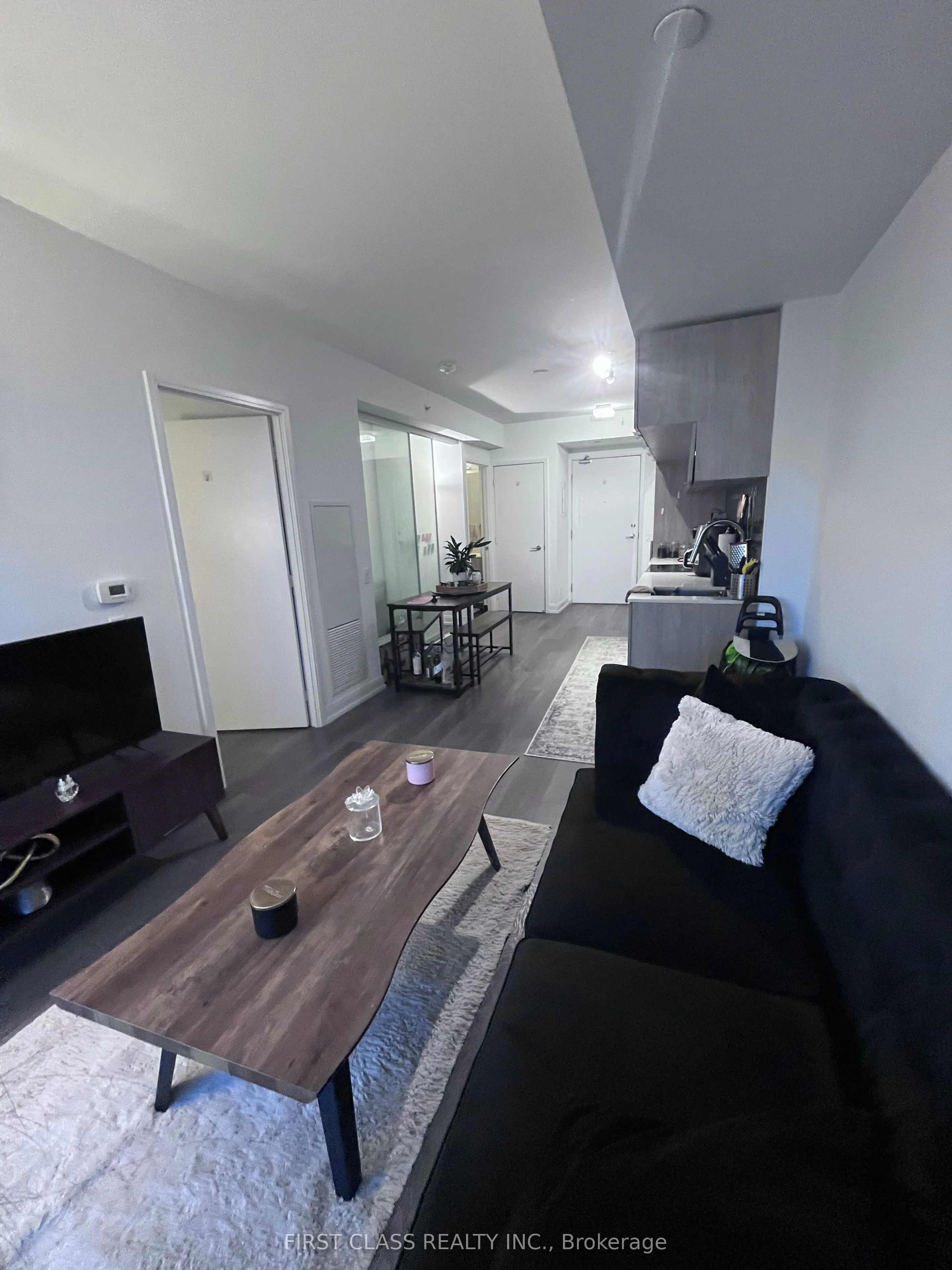 181 Dundas Street E, #5506