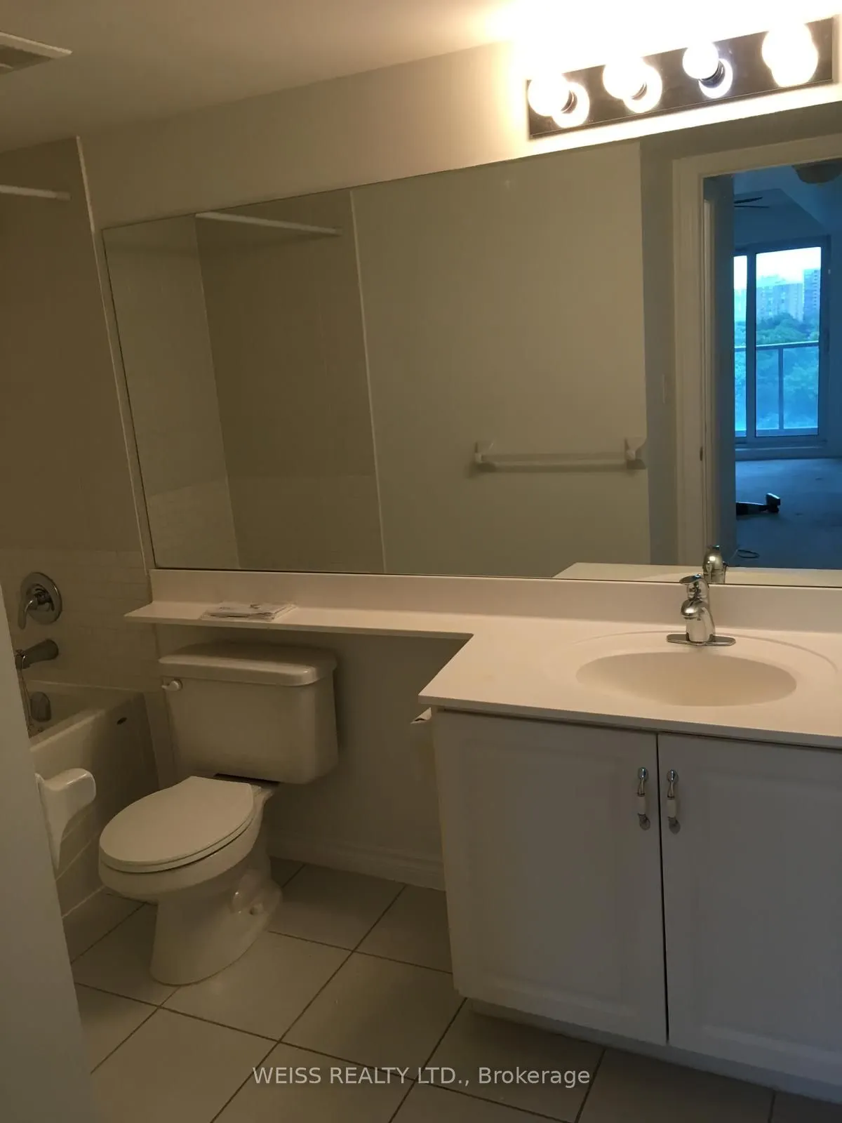 3830 Bathurst Street W, #707