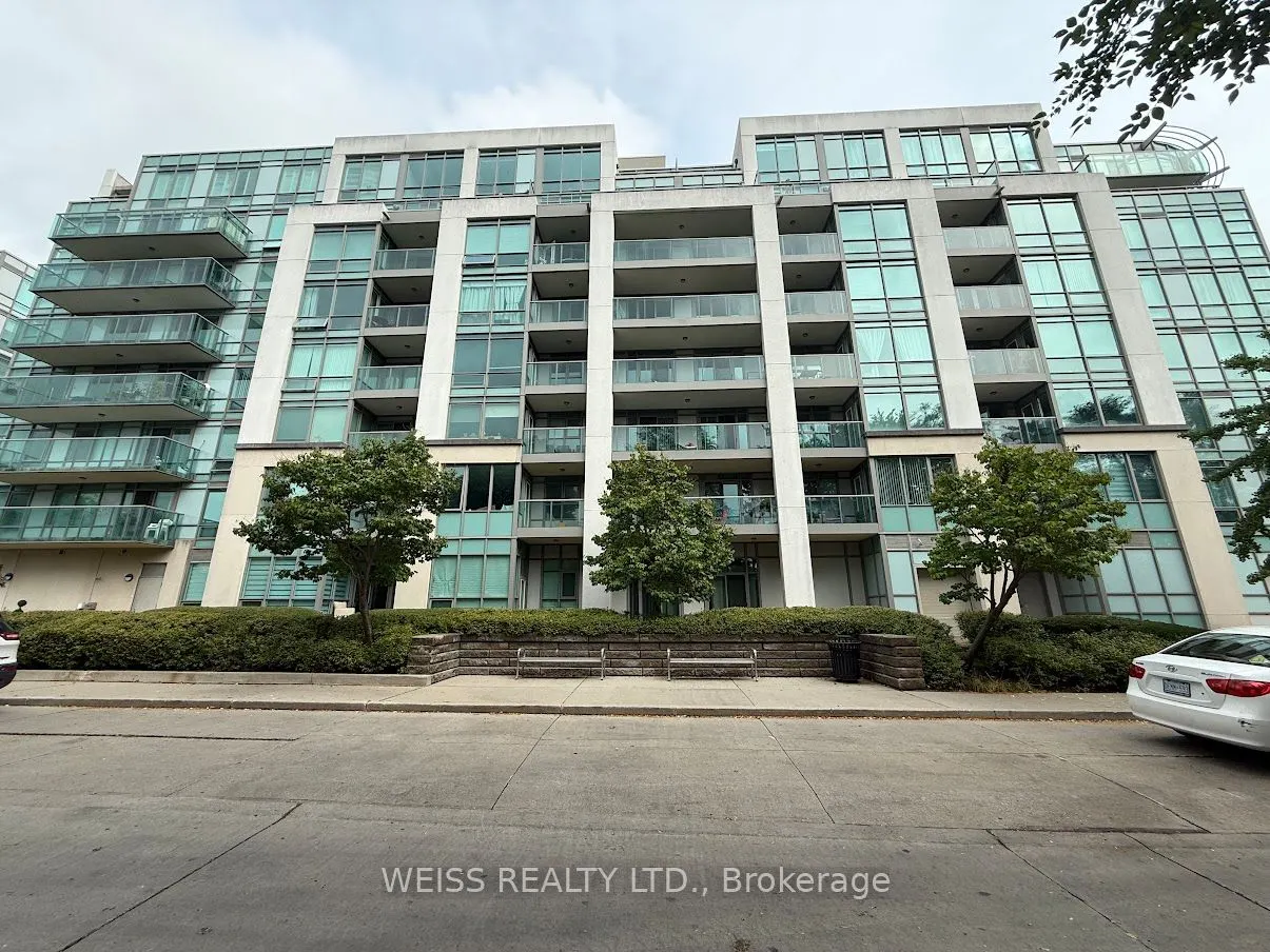3830 Bathurst Street W, #707