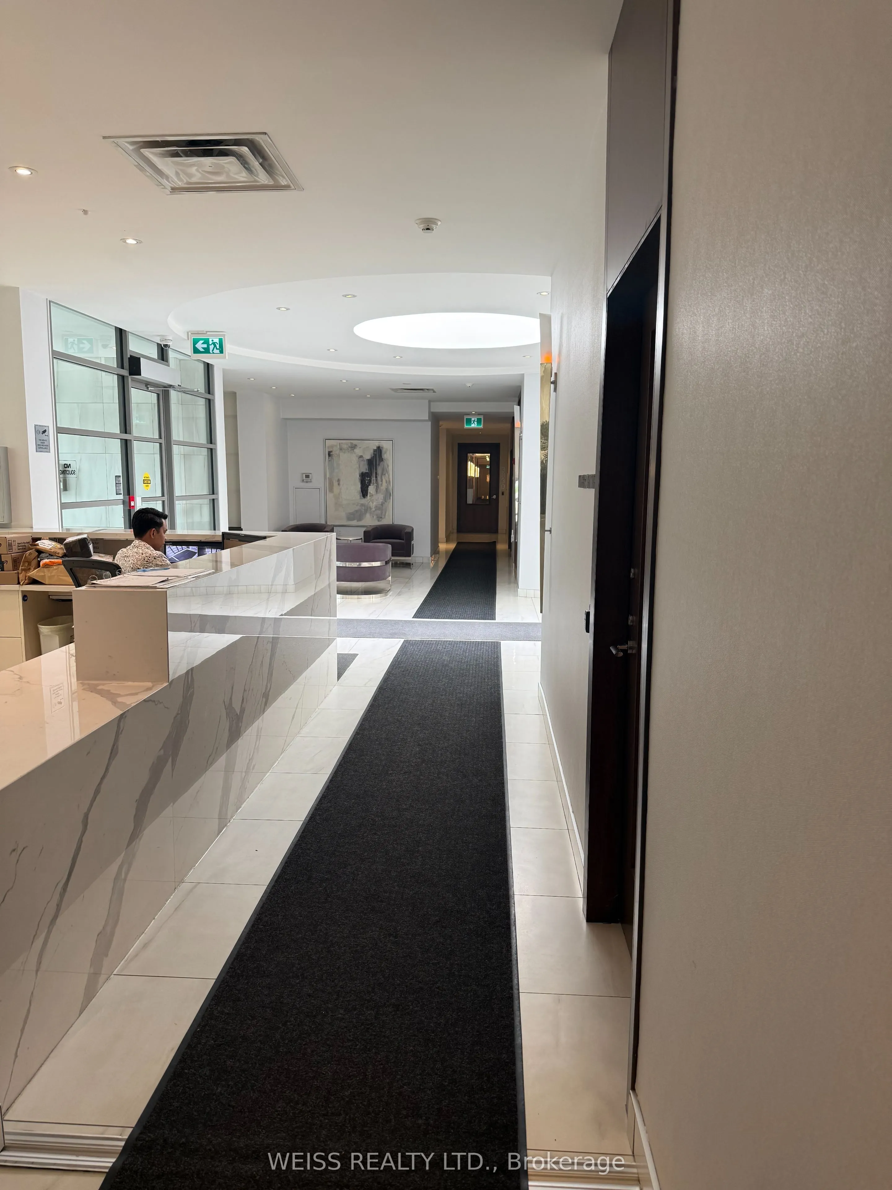 3830 Bathurst Street W, #707
