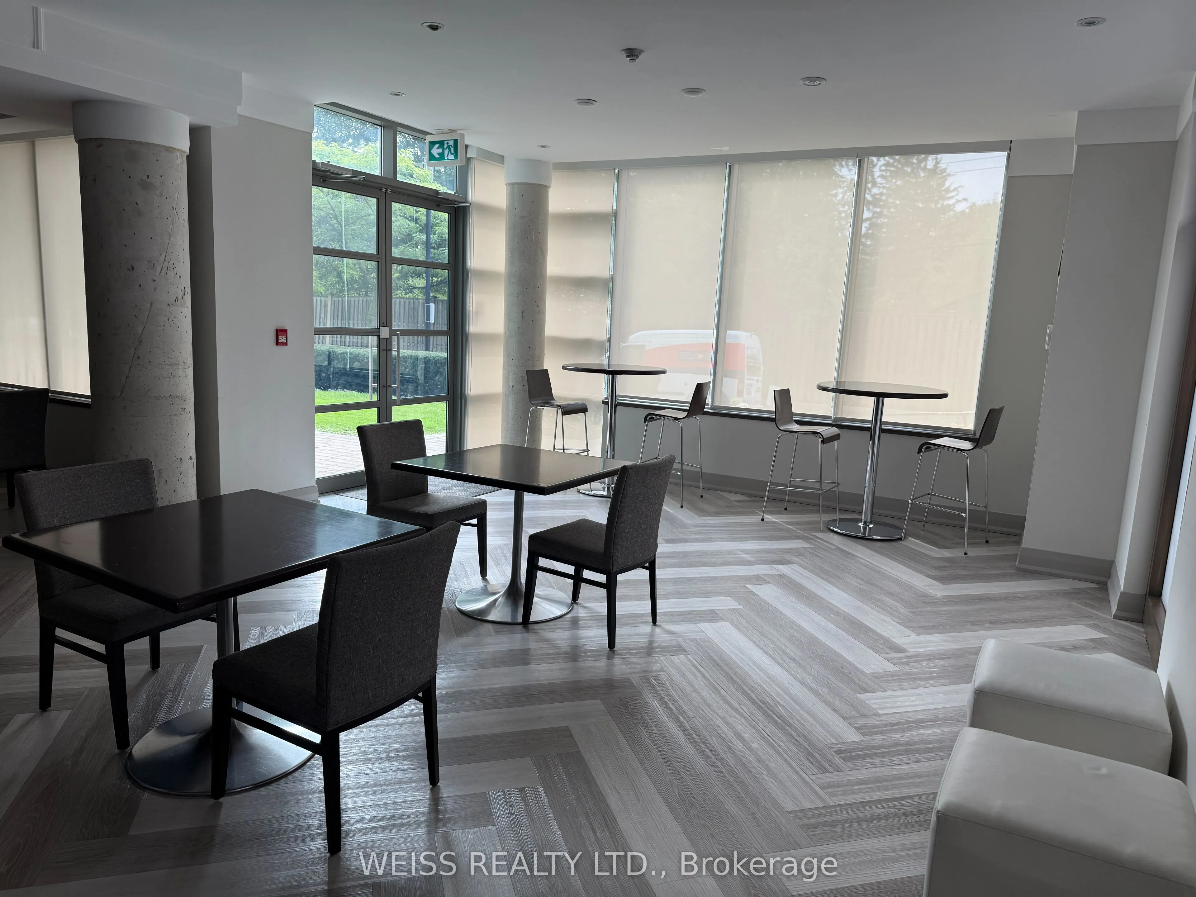 3830 Bathurst Street W, #707