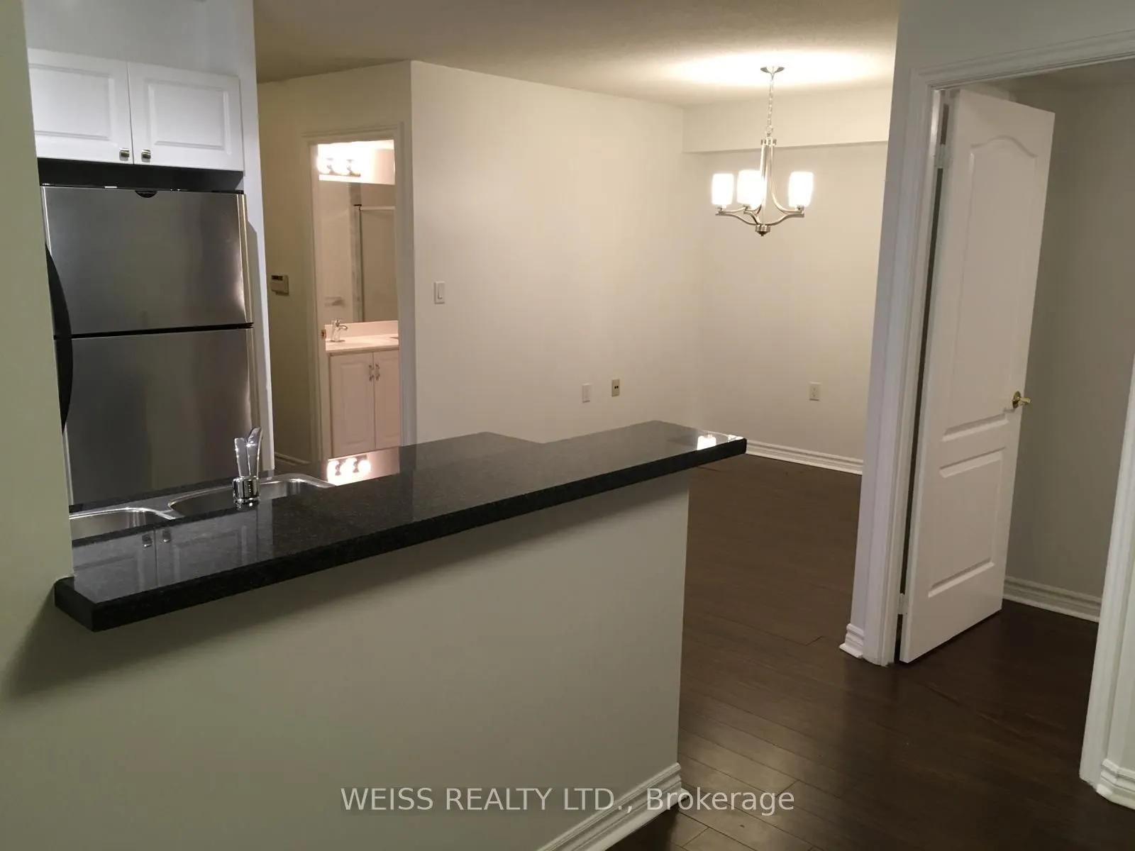 3830 Bathurst Street W, #707