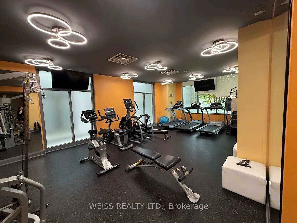 3830 Bathurst Street W, #707
