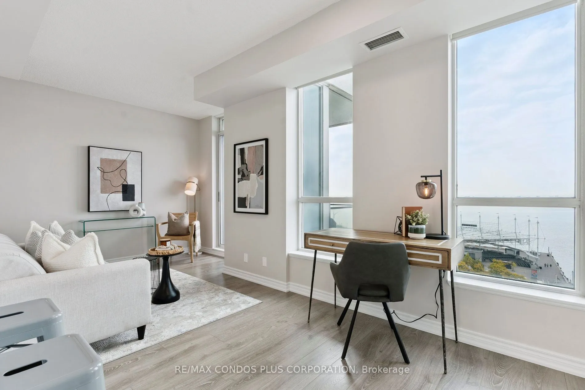 230 Queens Quay W, #1221