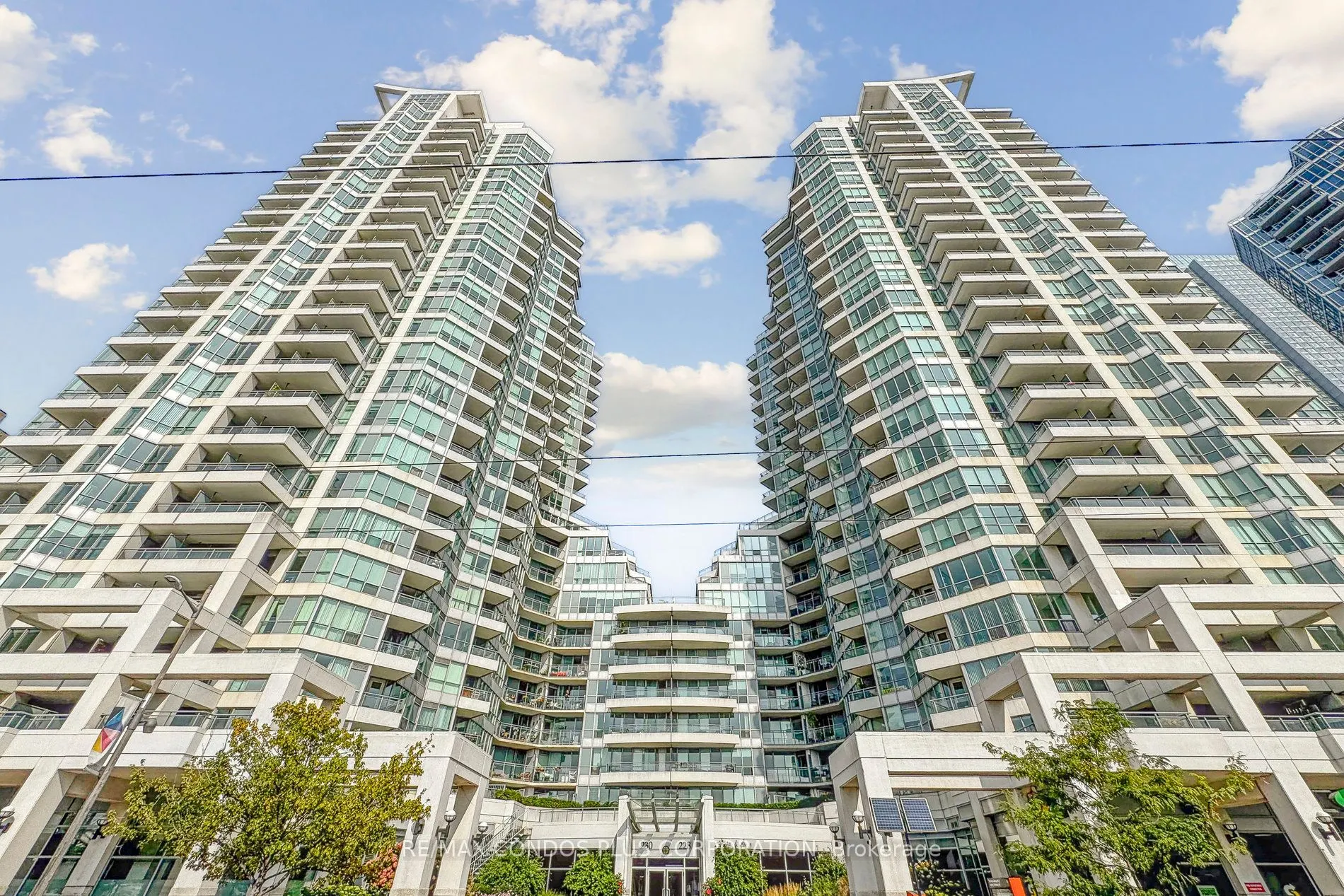230 Queens Quay W, #1221
