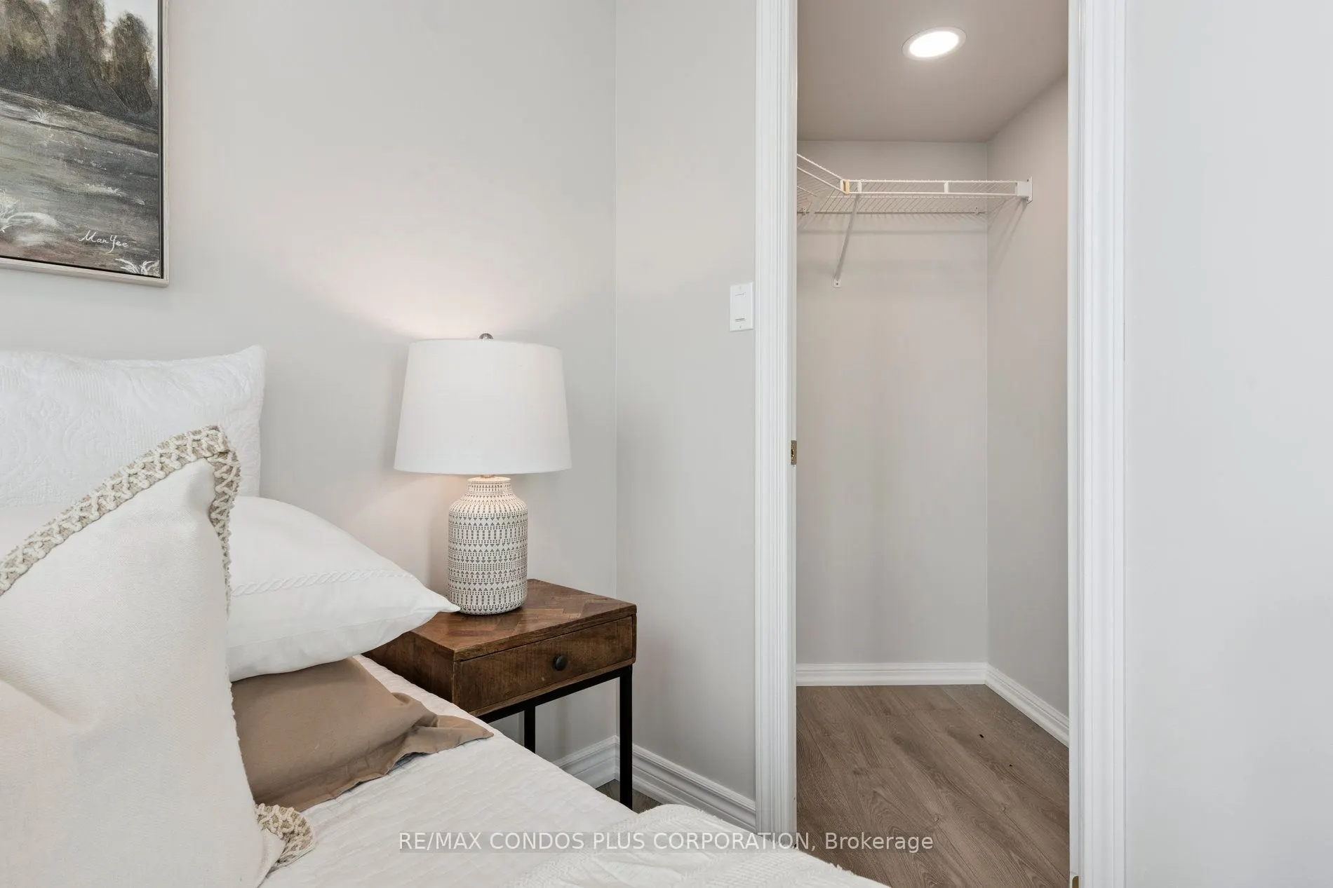 230 Queens Quay W, #1221