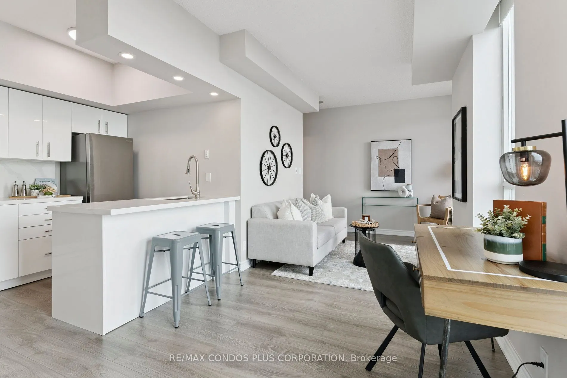 230 Queens Quay W, #1221