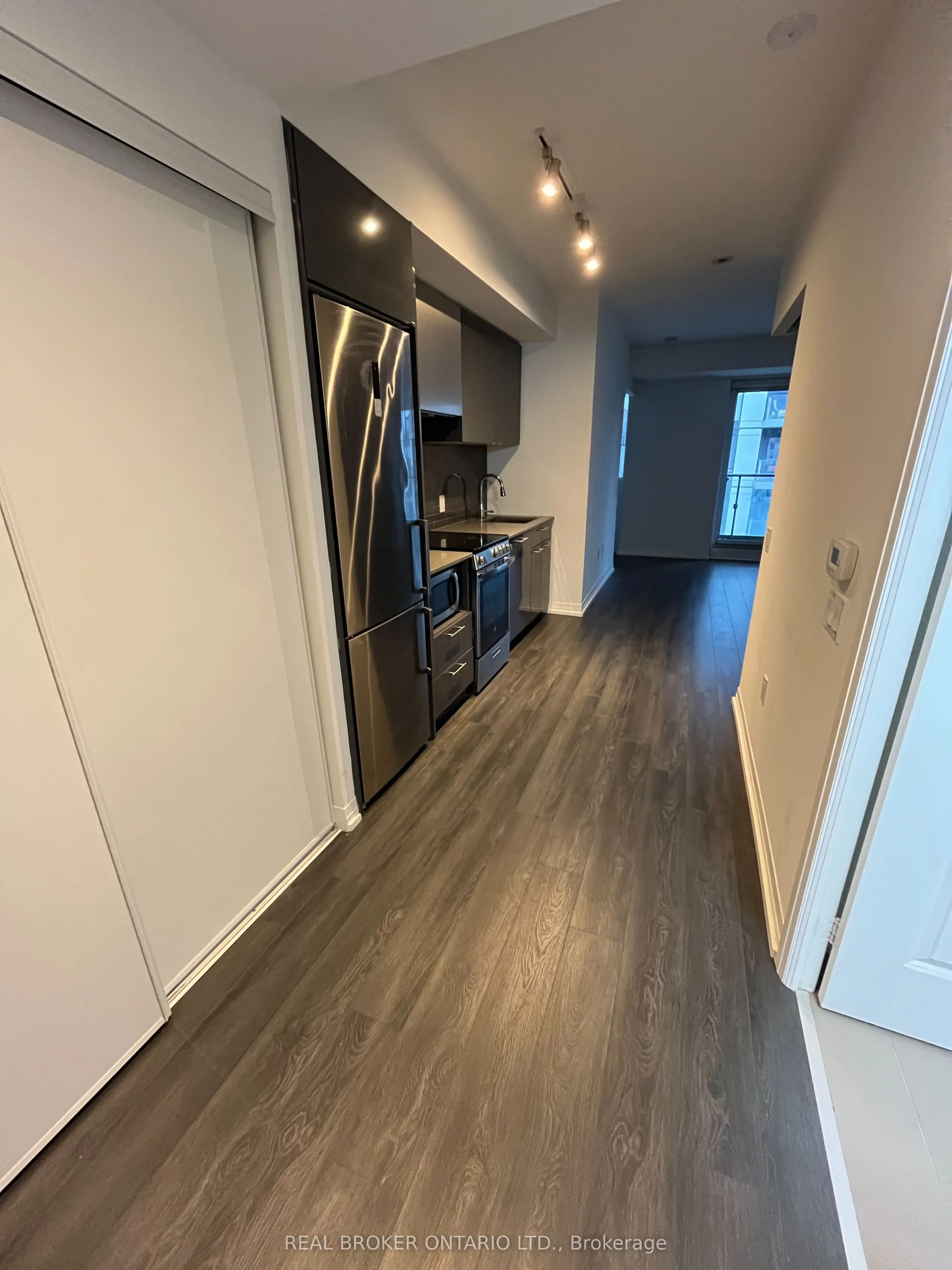 251 Jarvis Street, #1606