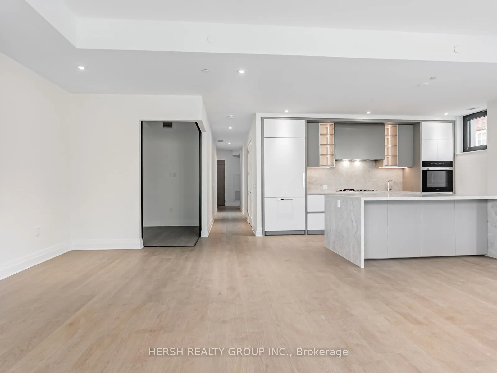 2 Forest Hill Road, #208