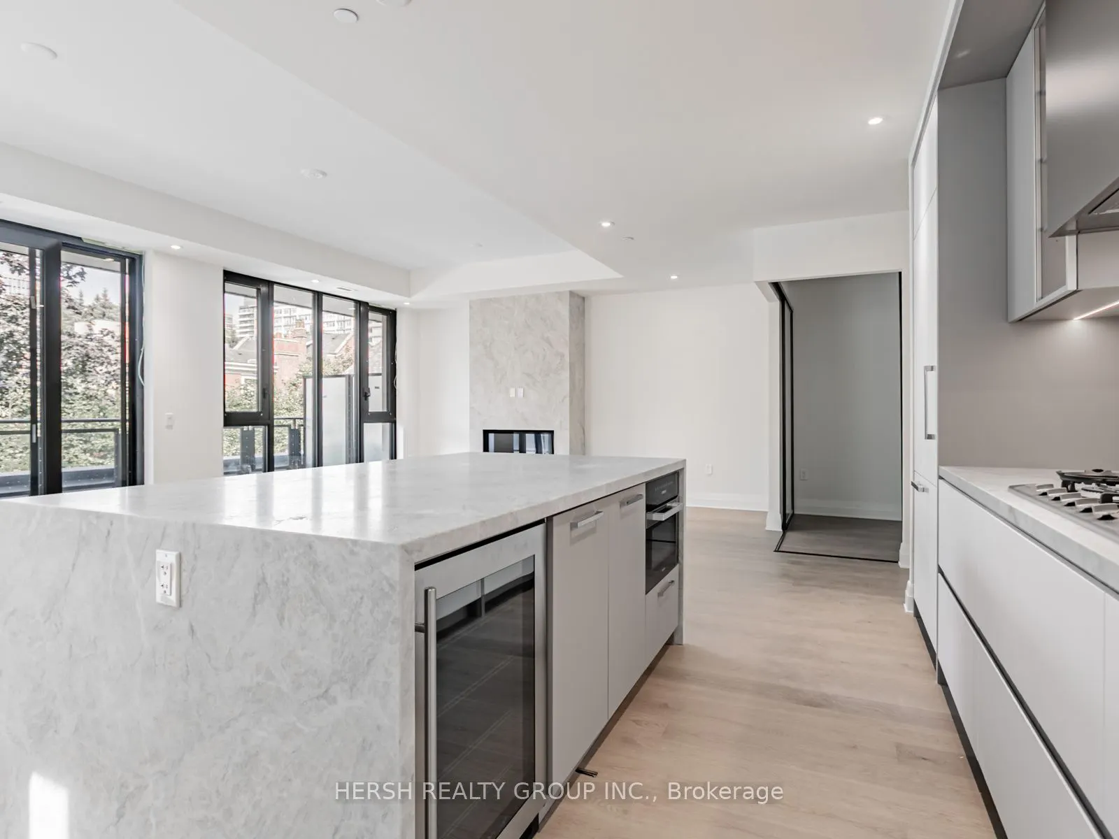 2 Forest Hill Road, #208