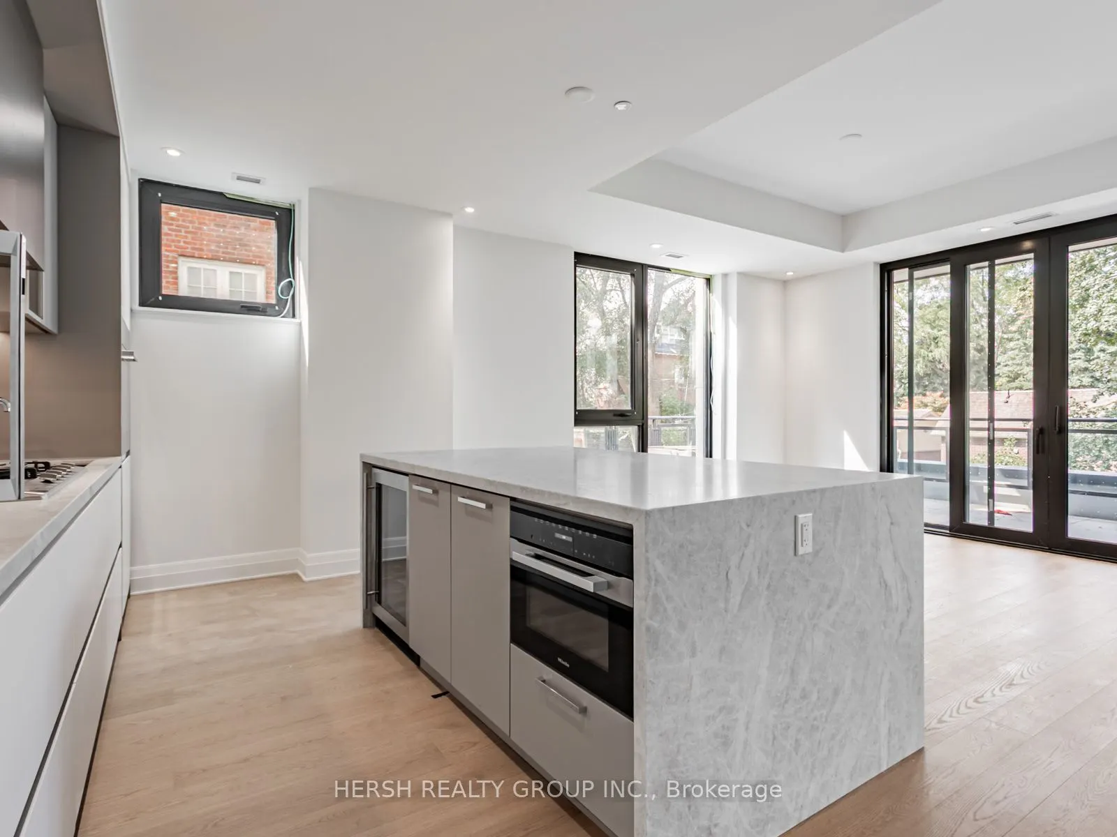 2 Forest Hill Road, #208