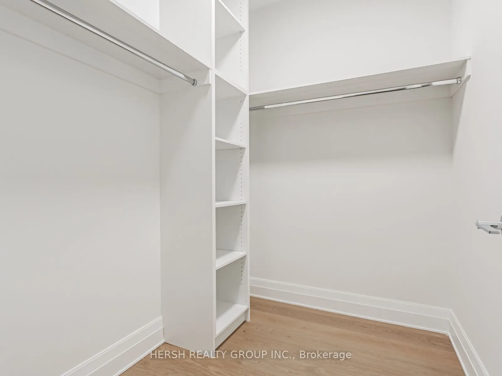 2 Forest Hill Road, #208