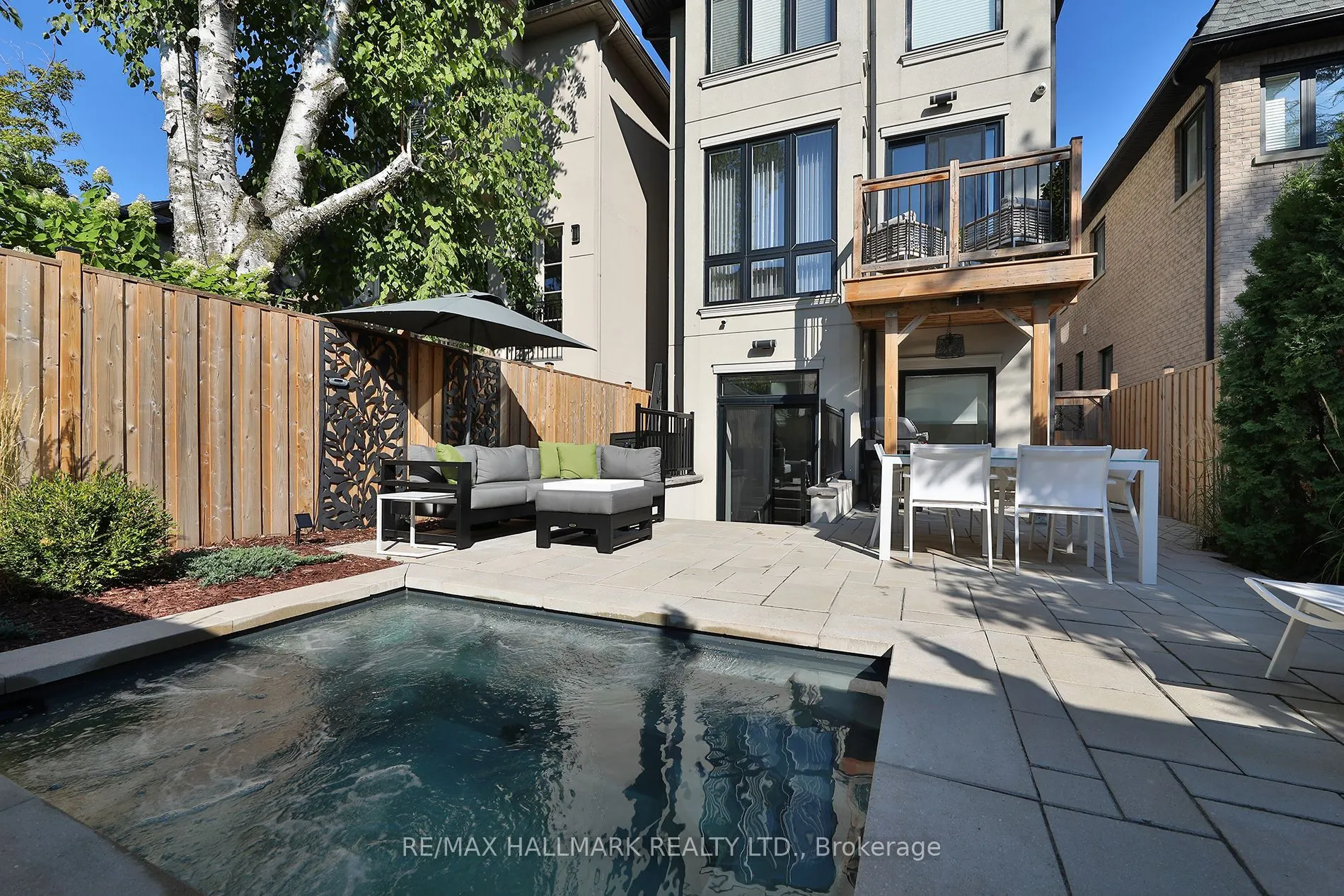 159 Roe Avenue