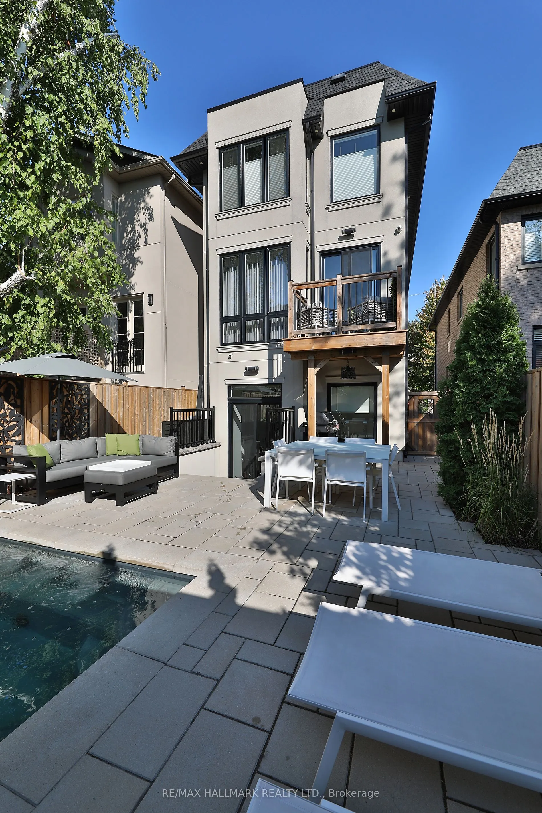 159 Roe Avenue
