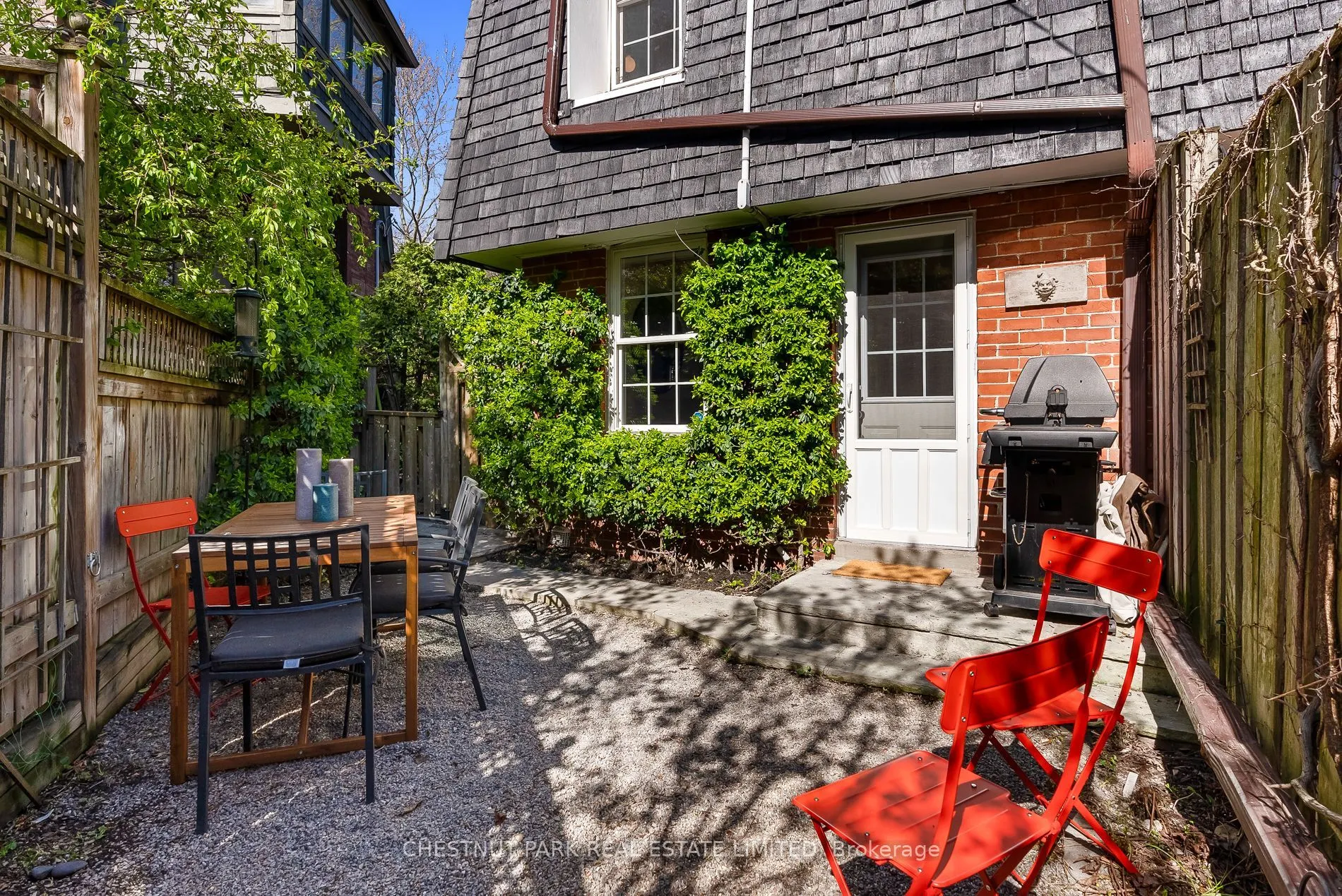45 Summerhill Gardens