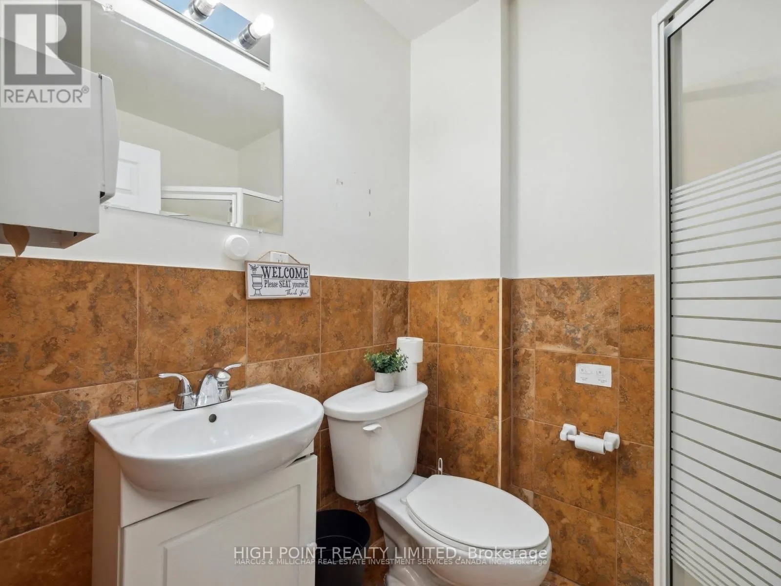 858 Sheppard Avenue W, #200