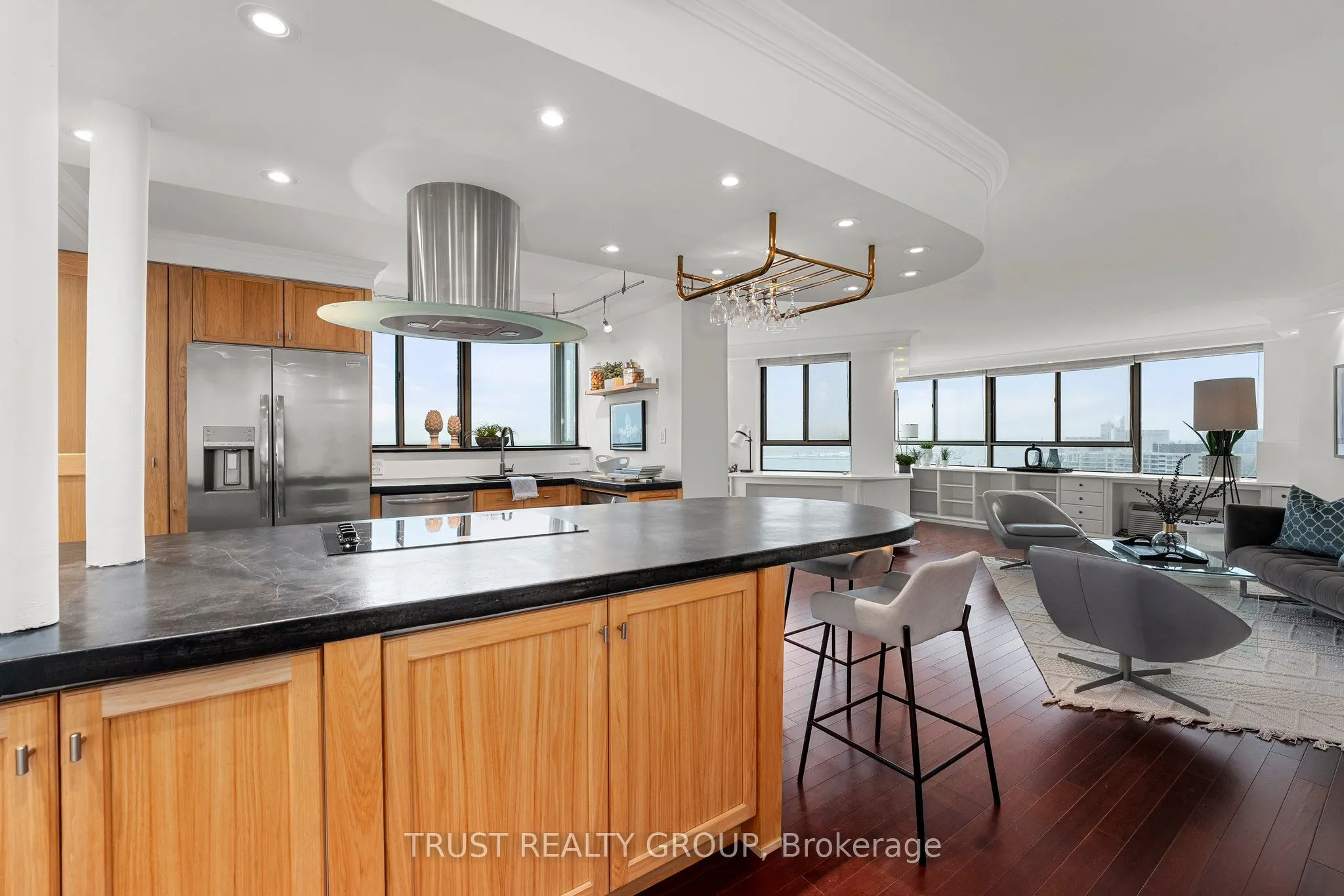 270 Queens Quay W, #1201/02