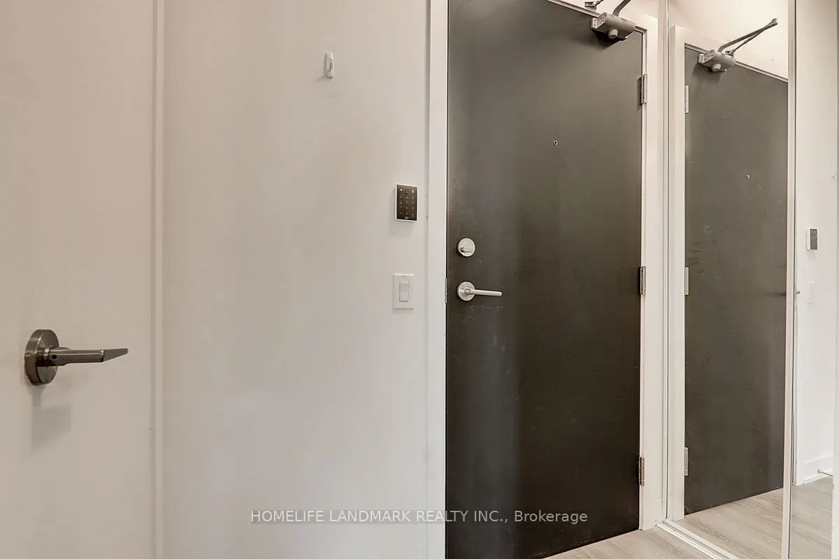 87 Peter Street, #3501