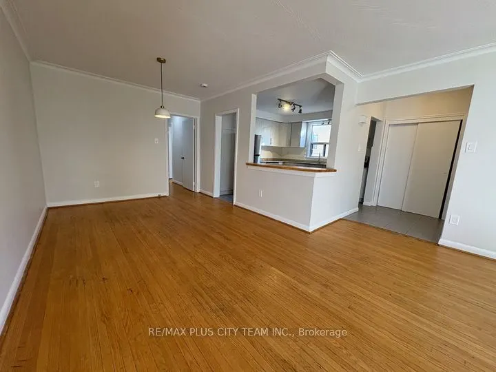 44 Meadowbrook Drive, #2