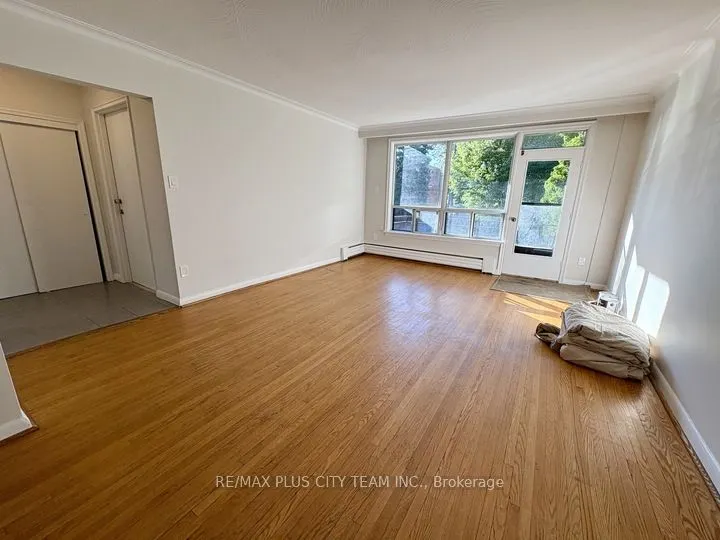 44 Meadowbrook Drive, #2