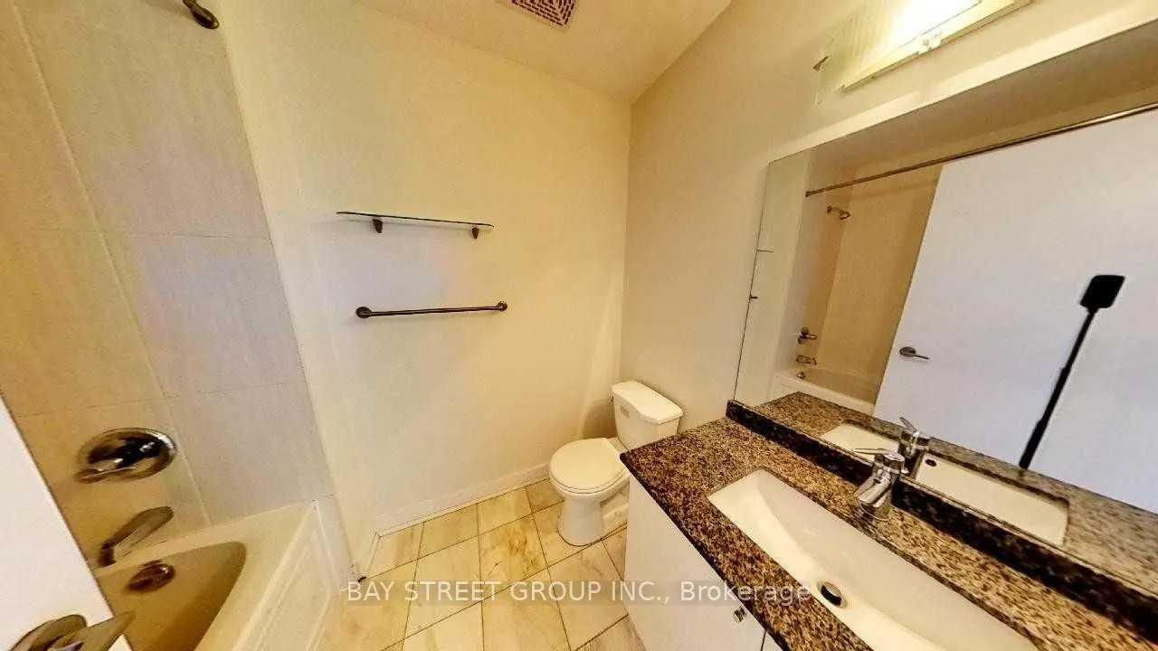 18 Harbour Street, #1708
