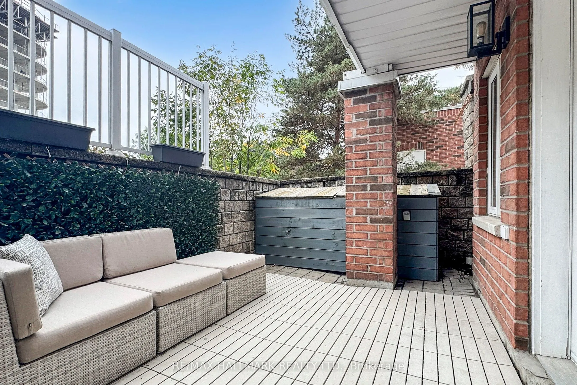 12 Sudbury Street, #608