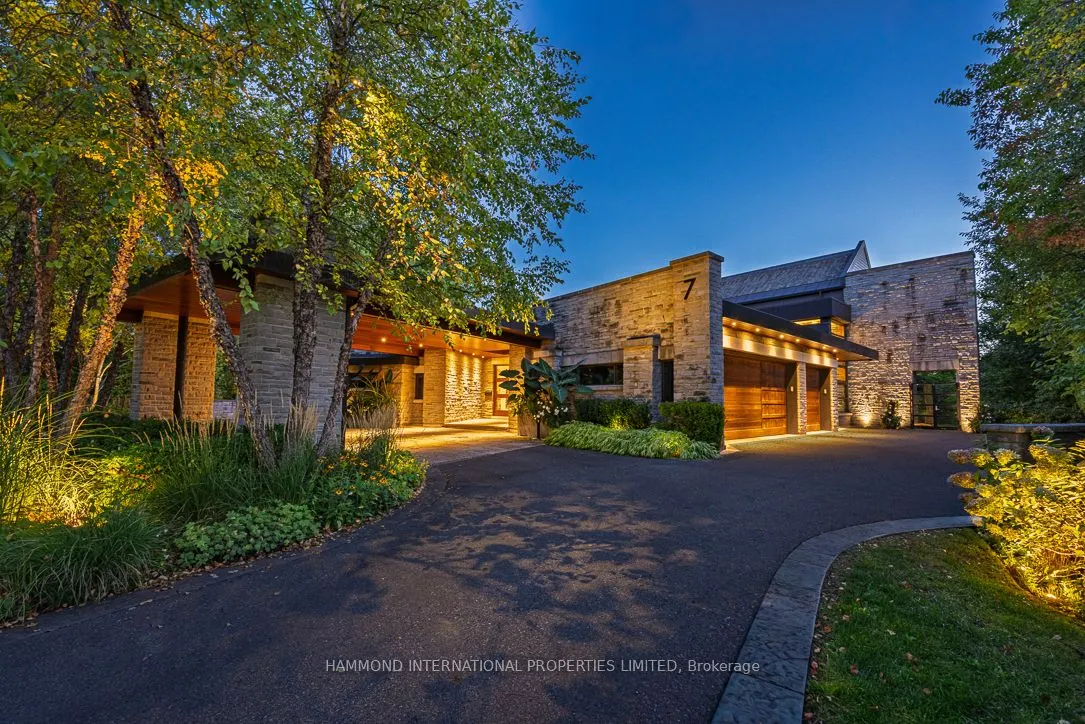 7 Oxbow Road