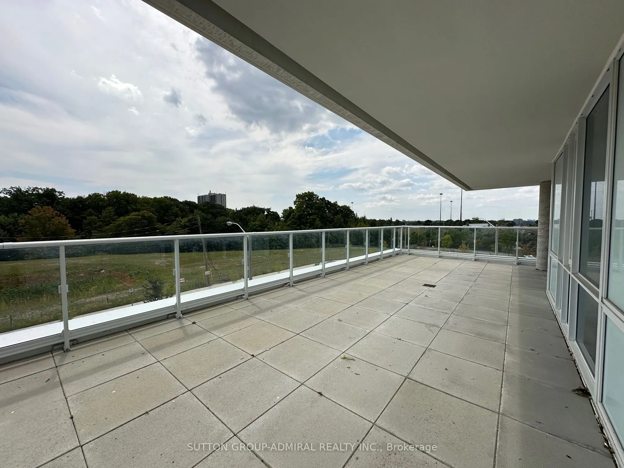 10 Deerlick Court, #302