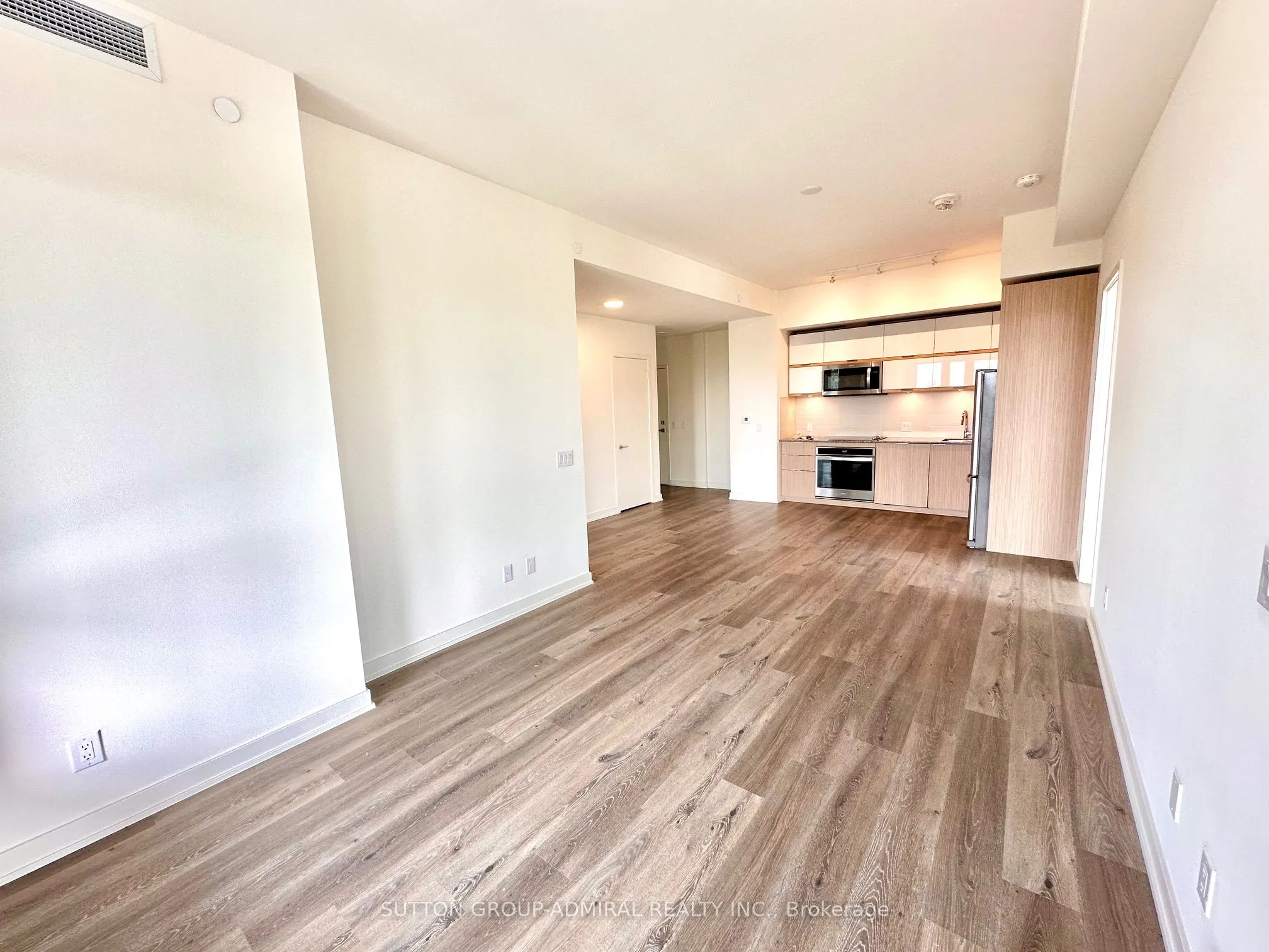 10 Deerlick Court, #302