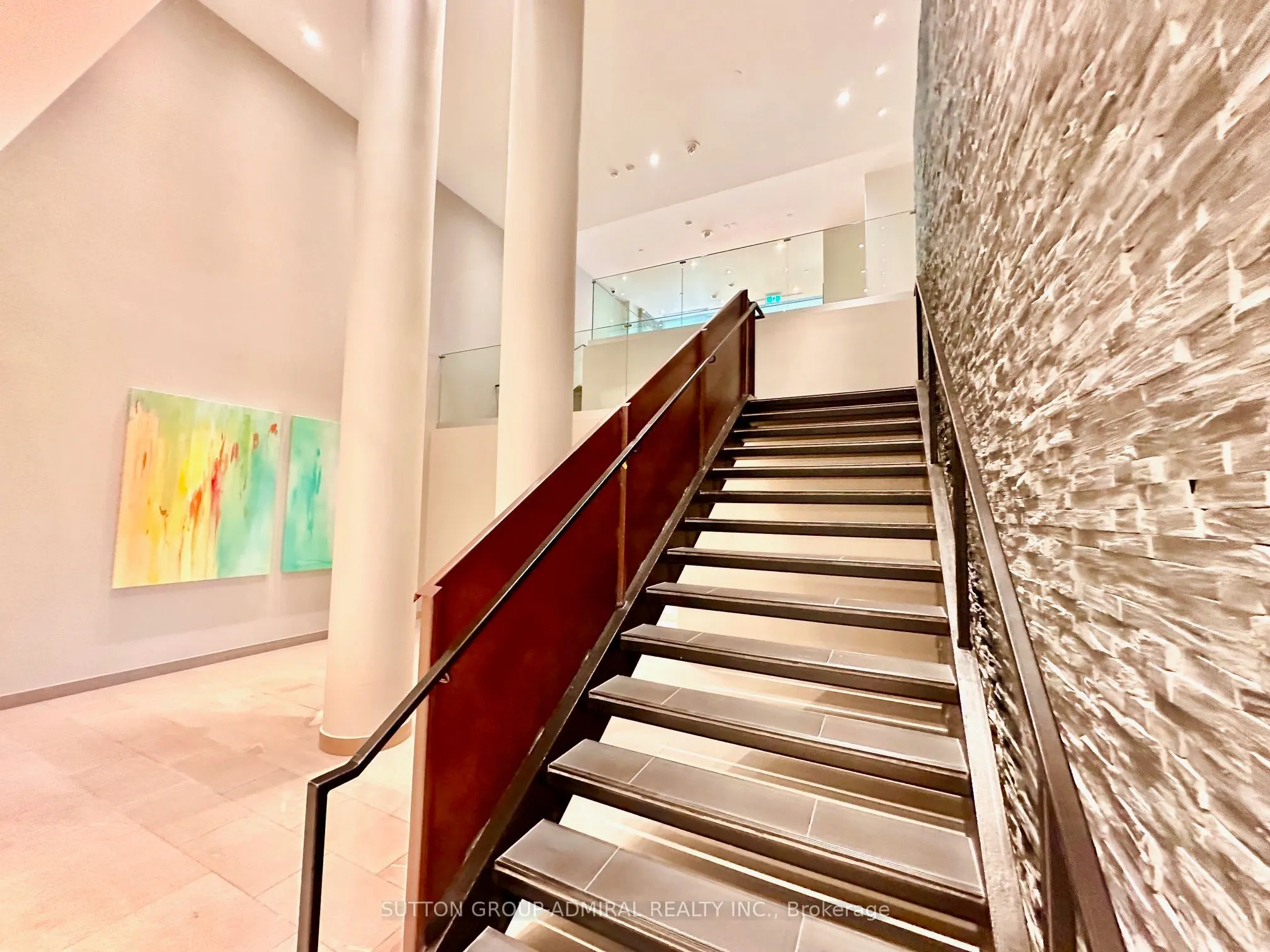 10 Deerlick Court, #302