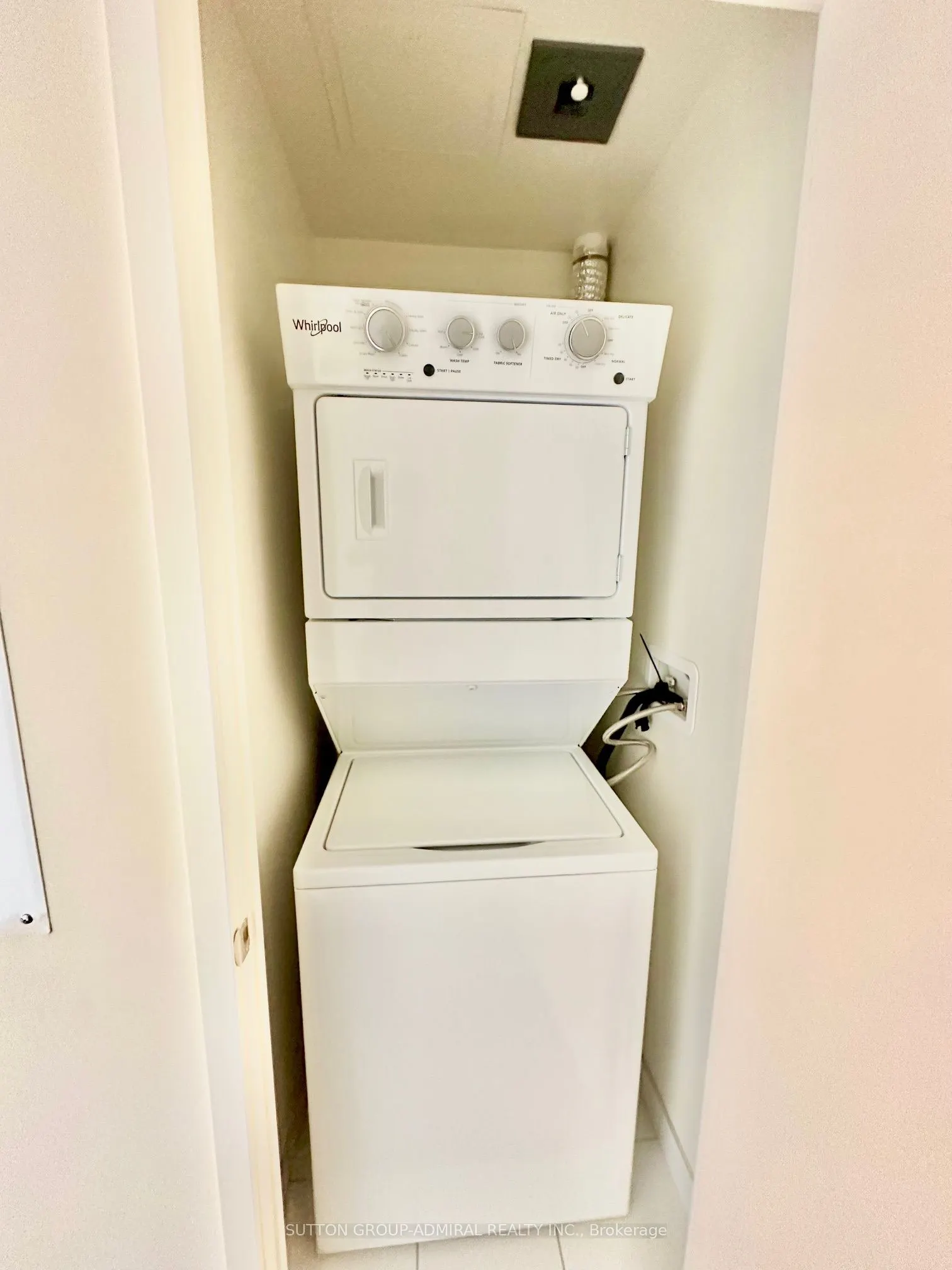 10 Deerlick Court, #302