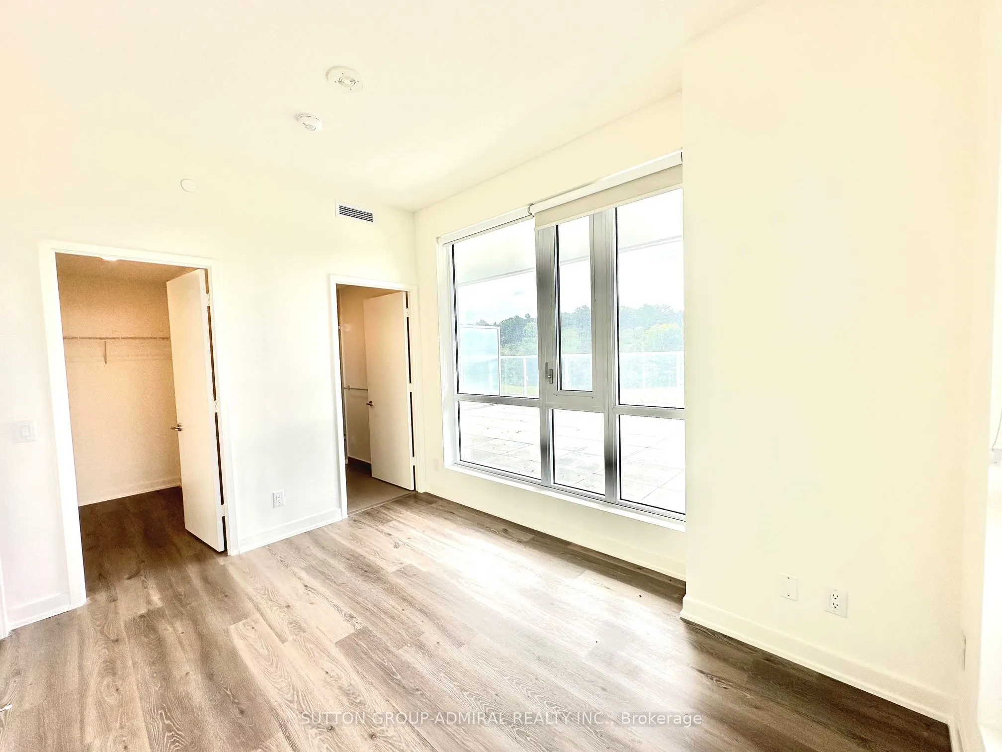 10 Deerlick Court, #302
