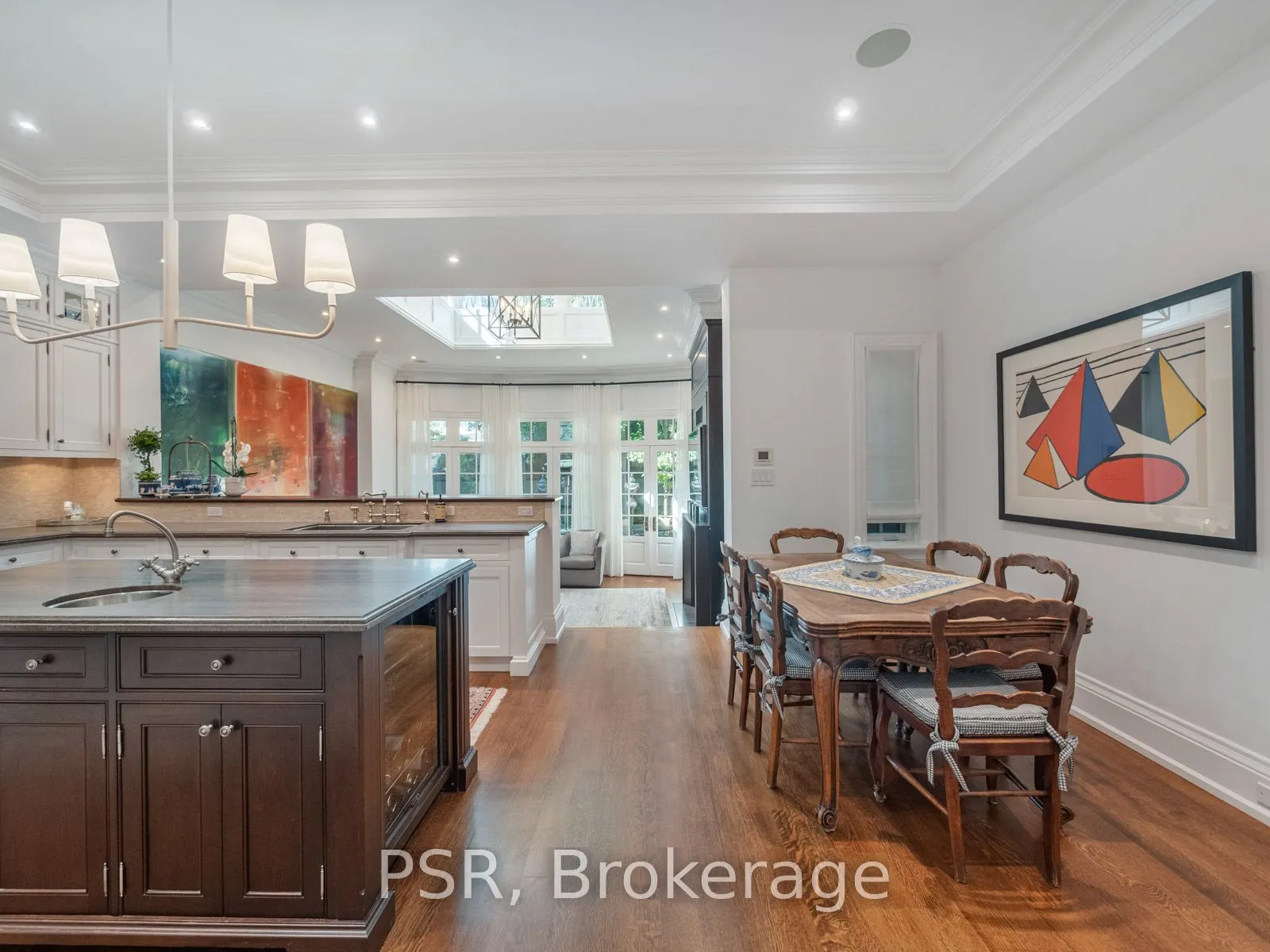 48 Bernard Avenue