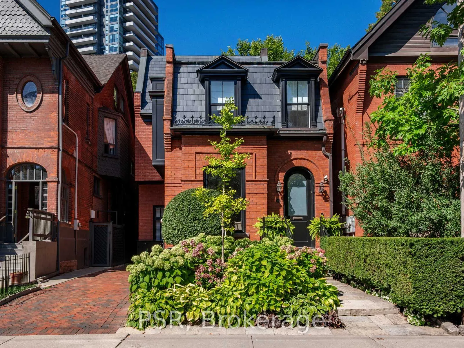 48 Bernard Avenue