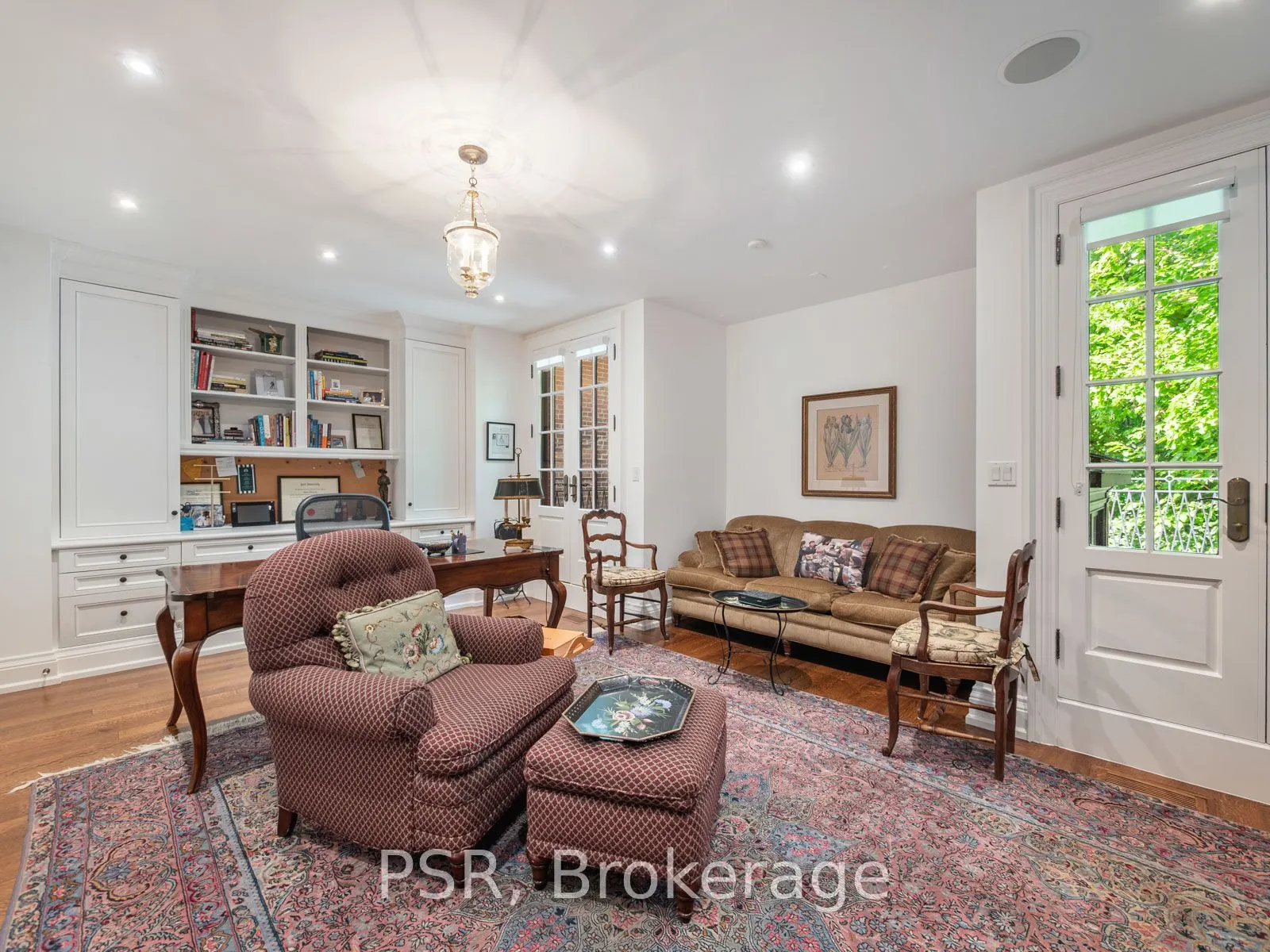 48 Bernard Avenue