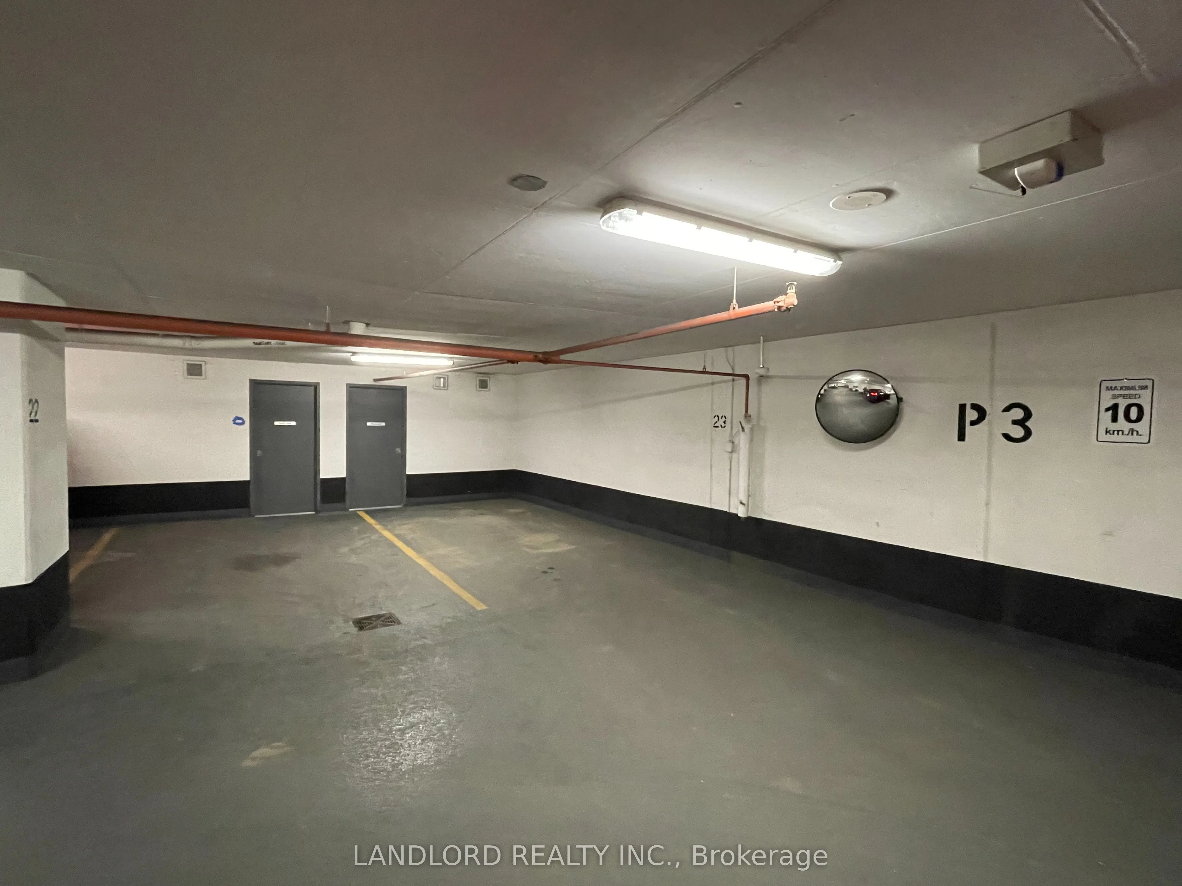 318 Richmond Street W, #1005
