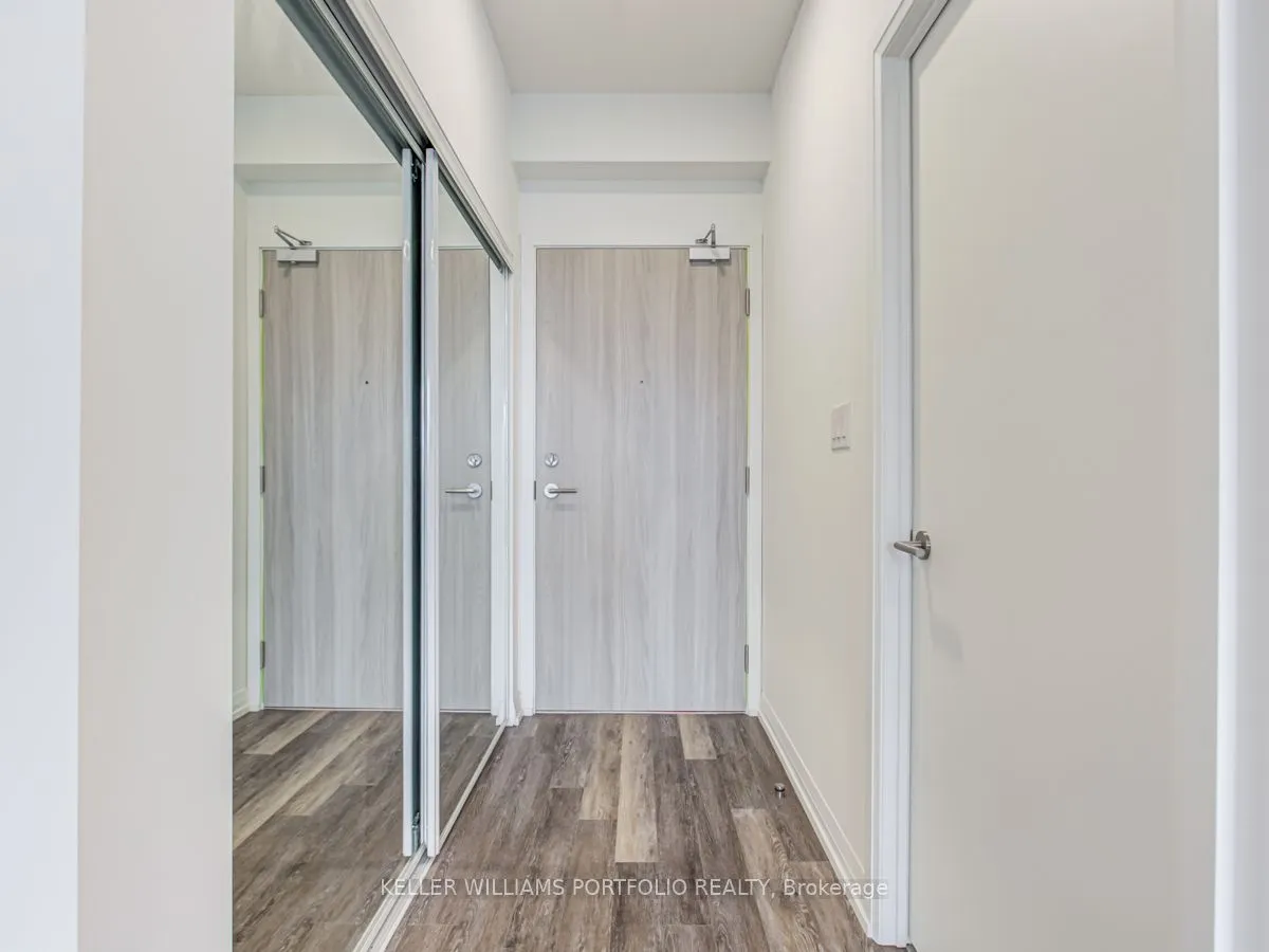 75 Canterbury Place, #709