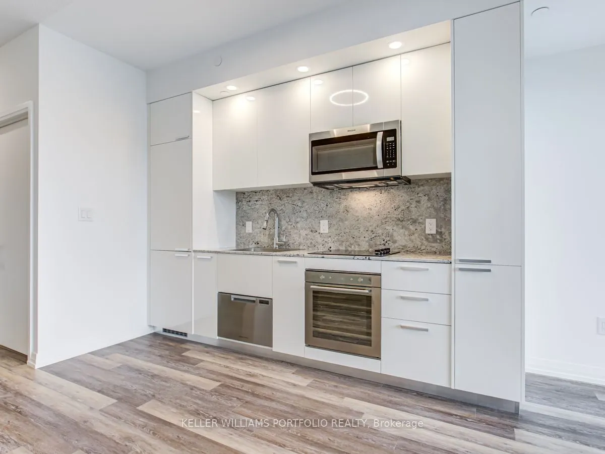 75 Canterbury Place, #709