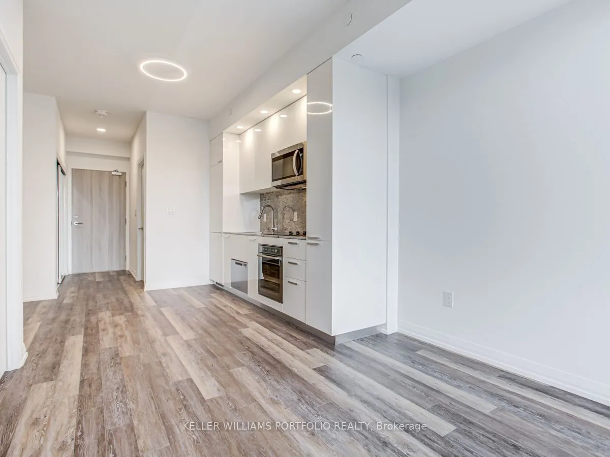 75 Canterbury Place, #709