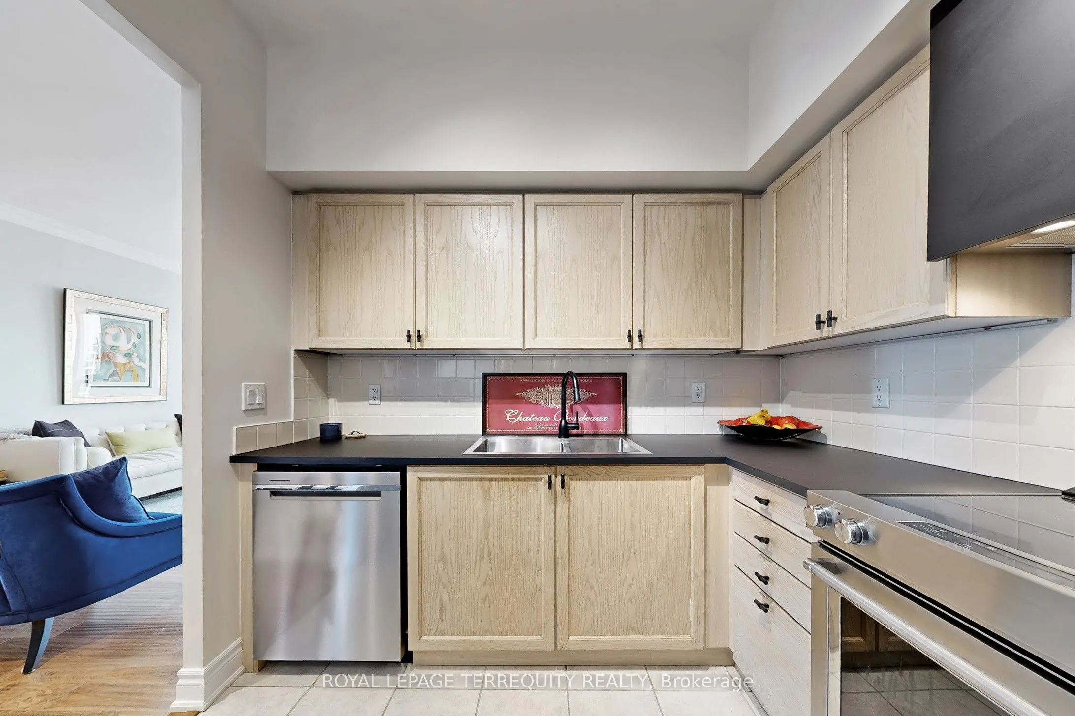 2 Clairtrell Road, #LPH 1