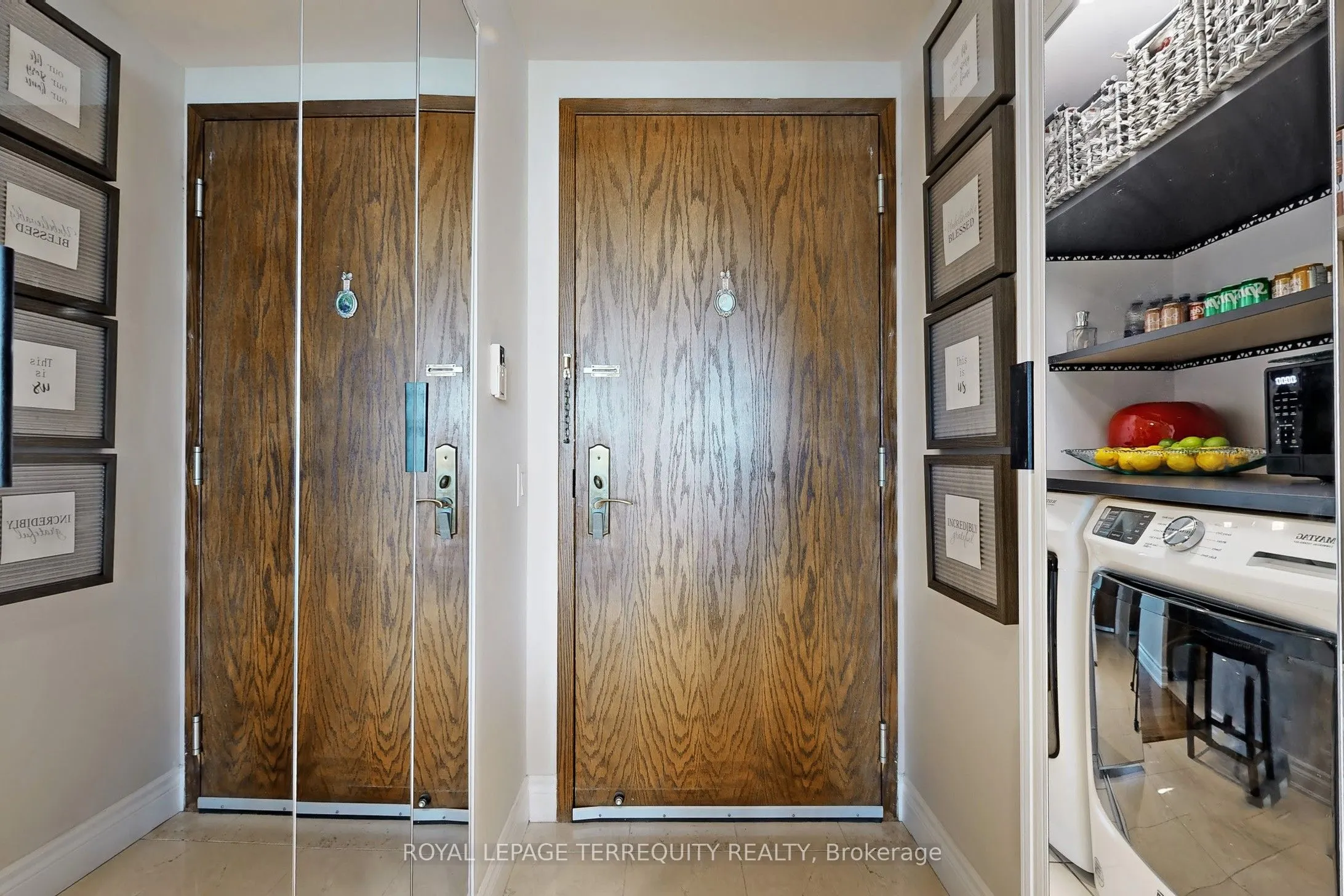 2 Clairtrell Road, #LPH 1